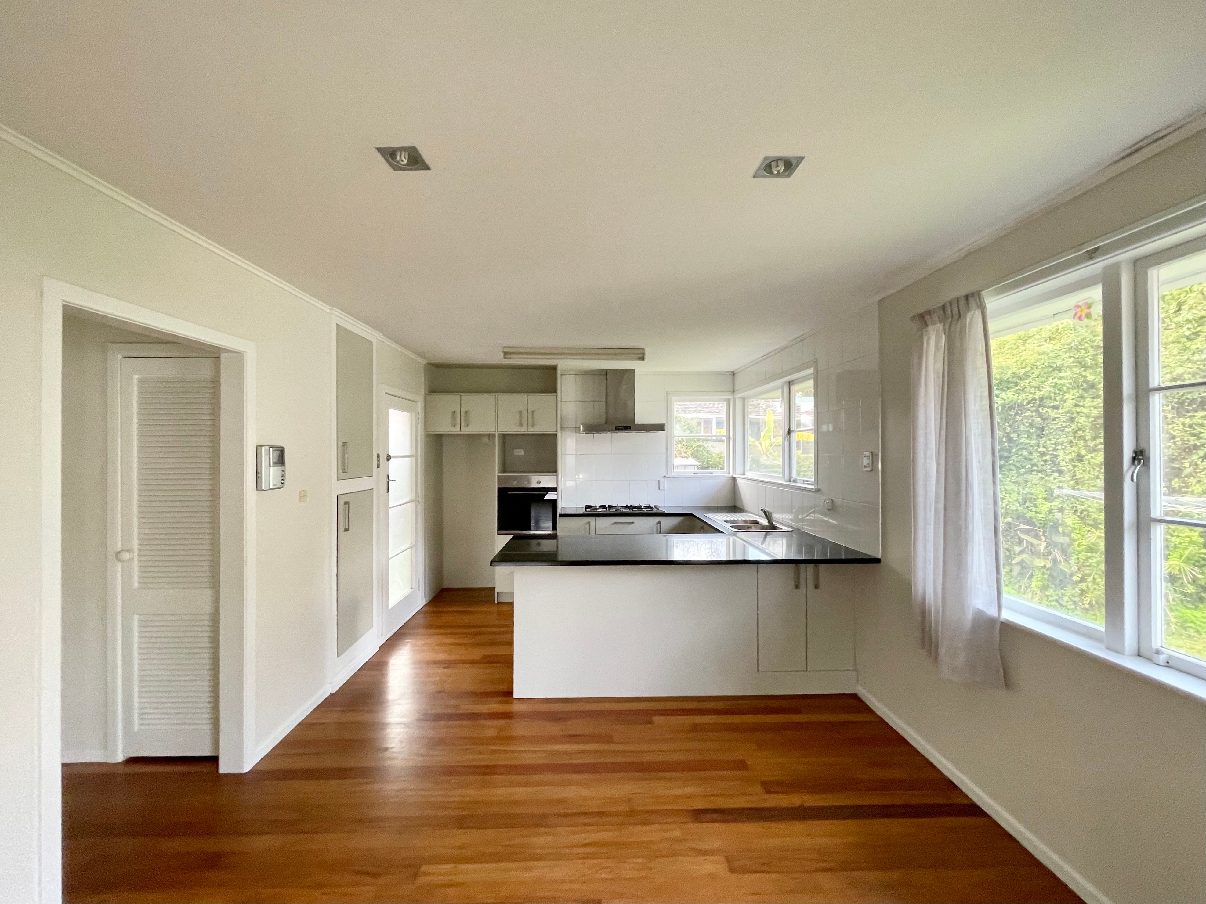 4 Edgewater Drive, Pakuranga, Manukau City