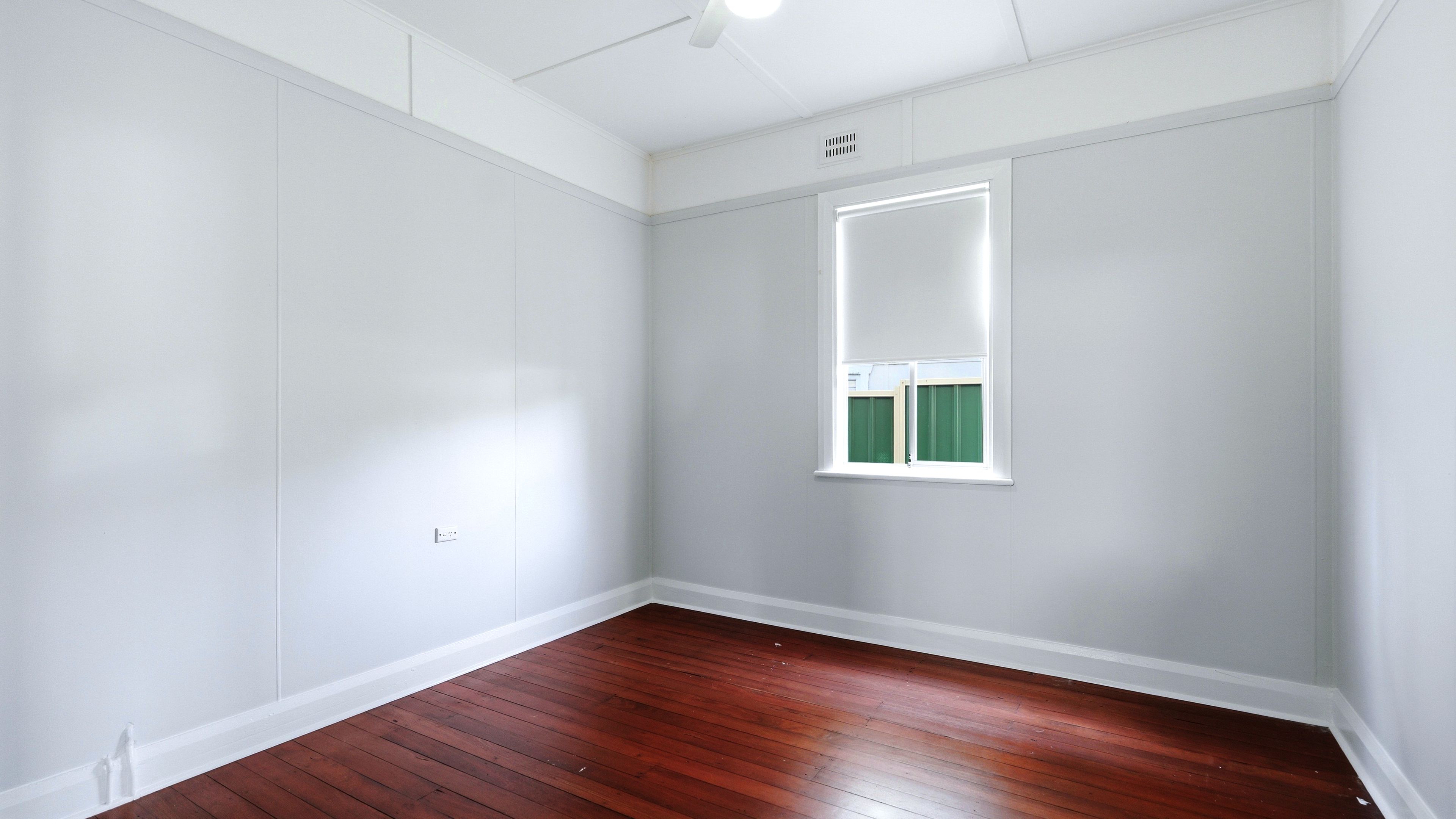 16 Ellen Street — photo 9 of 24