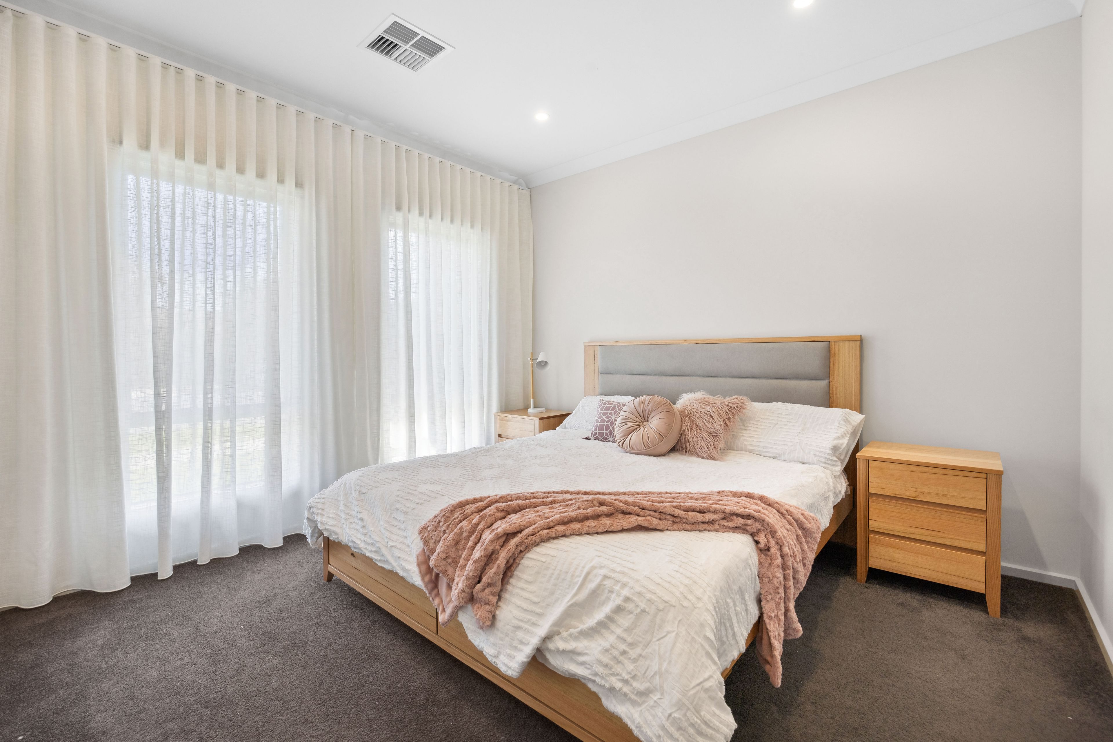 140 Strathfield Terrace, Largs North, SA 5016