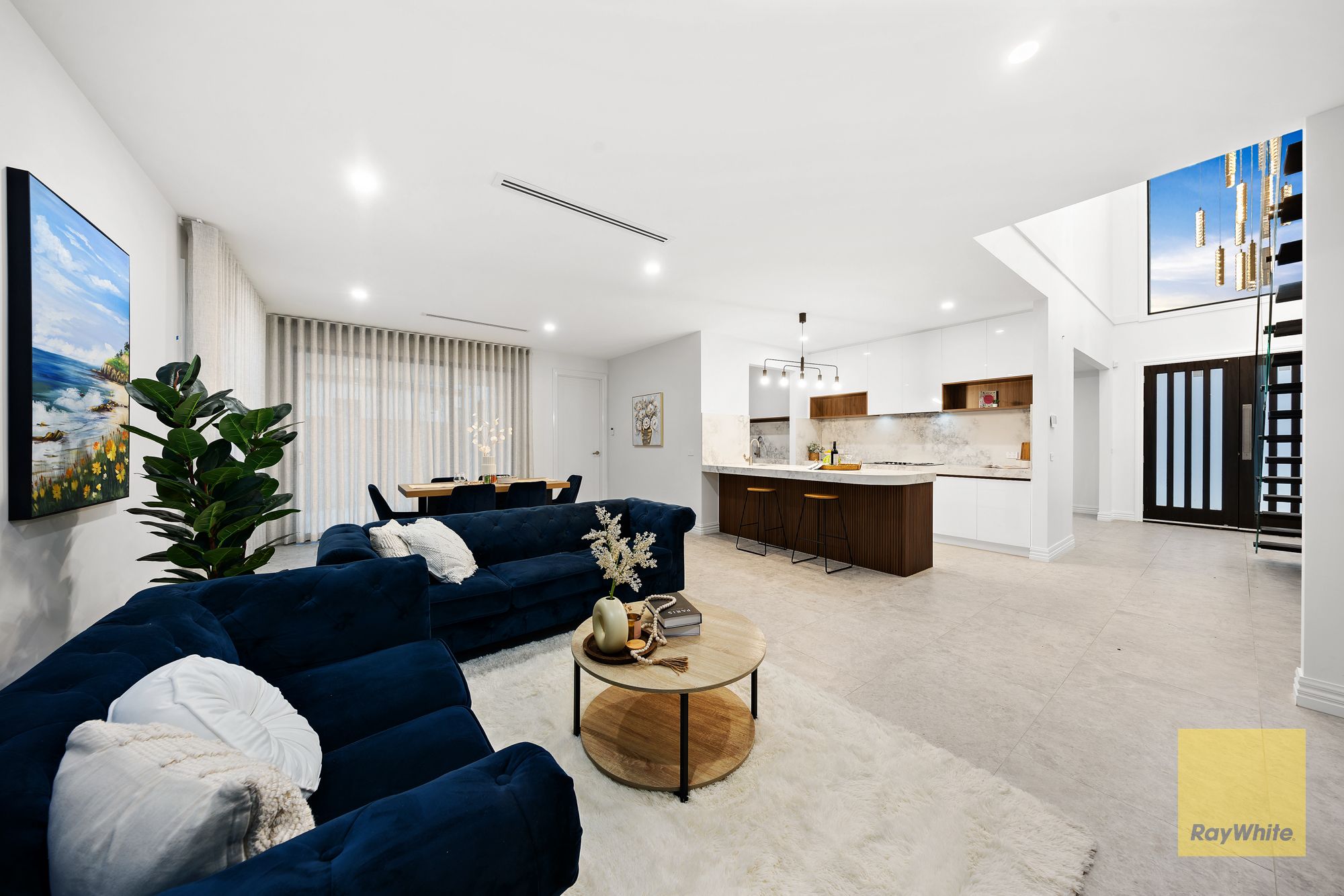 5 Lowland Crescent — photo 14 of 30
