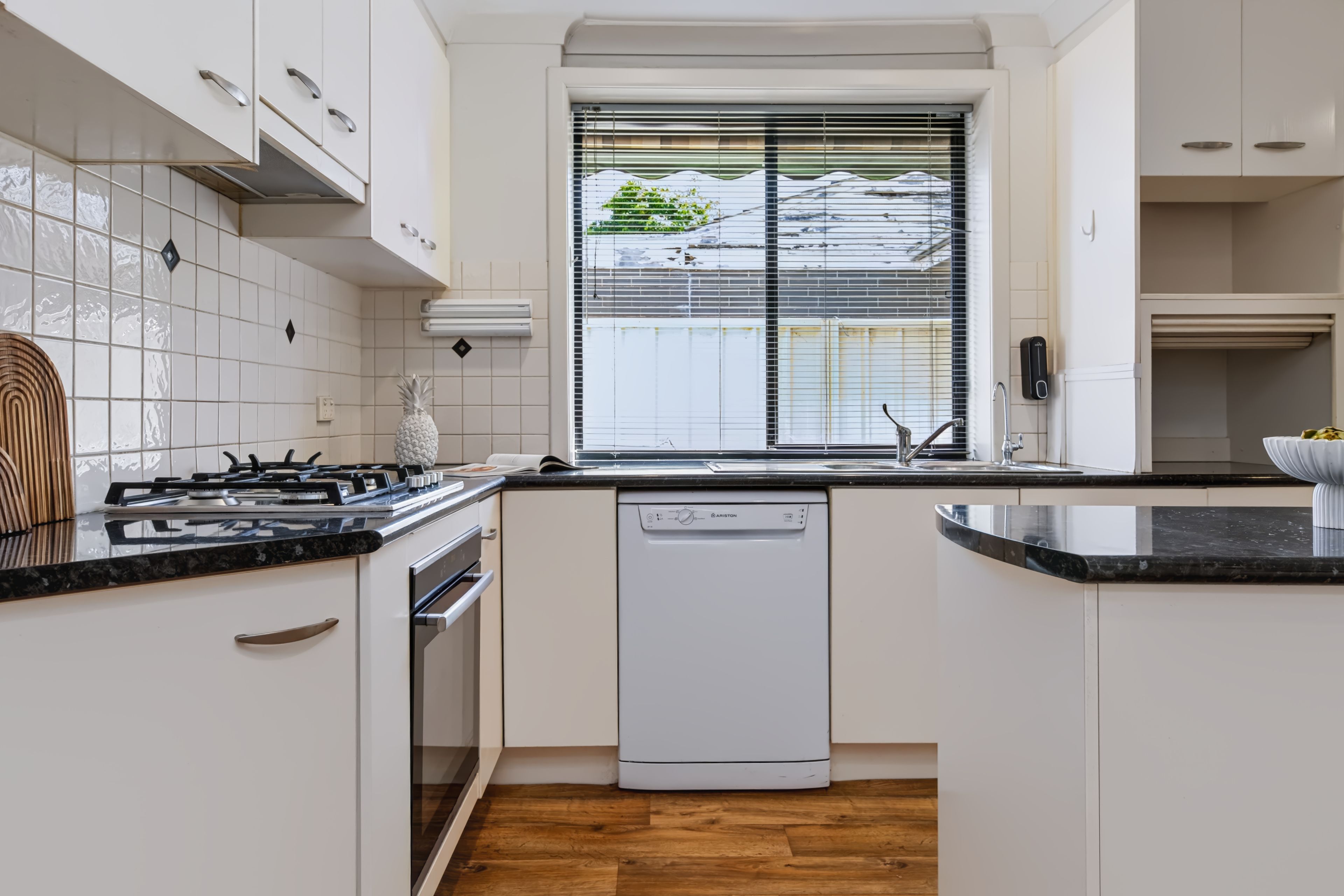 4 Blackwood Court — photo 11 of 28