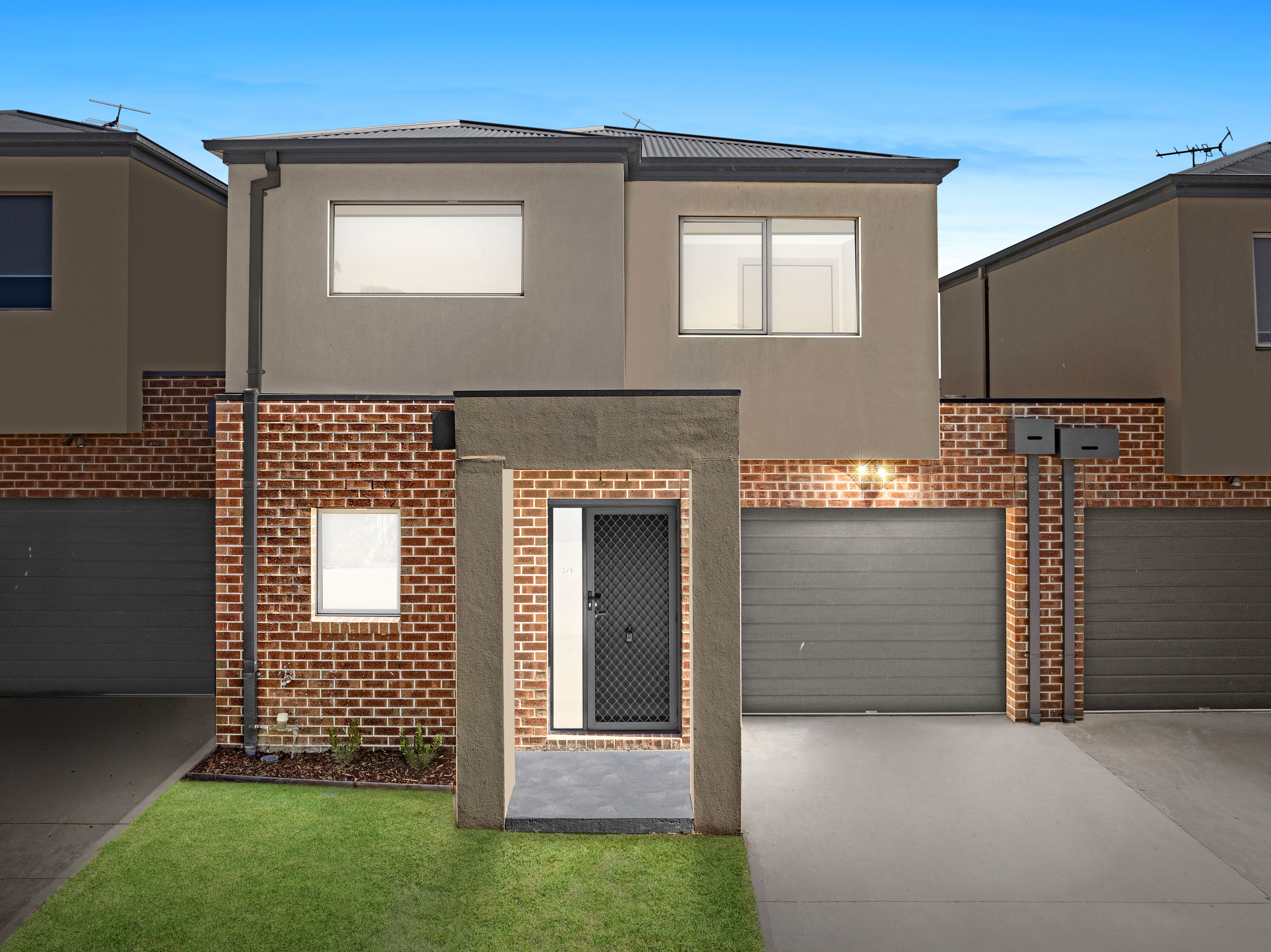 9 Mulwala Drive, Doreen VIC 3754