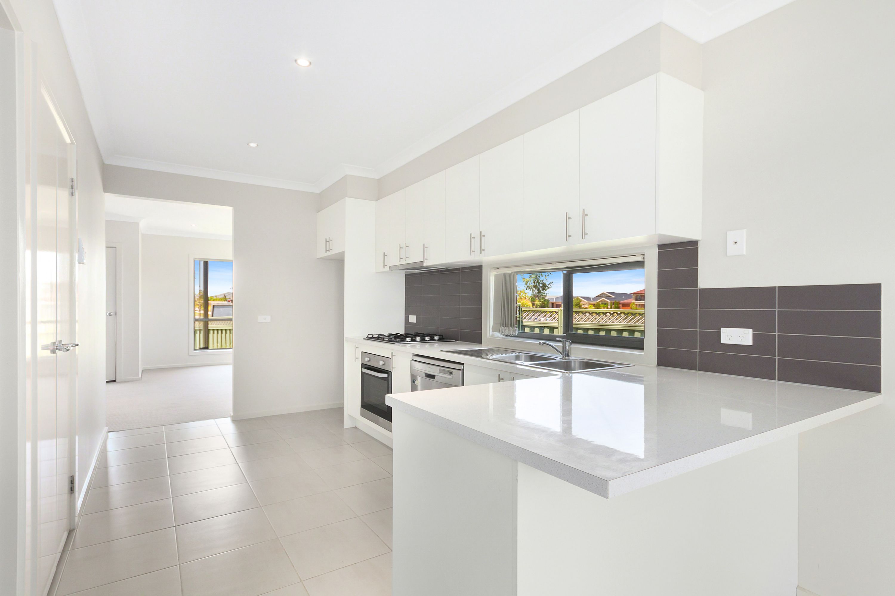 1/180 Henry Road, Pakenham, VIC 3810