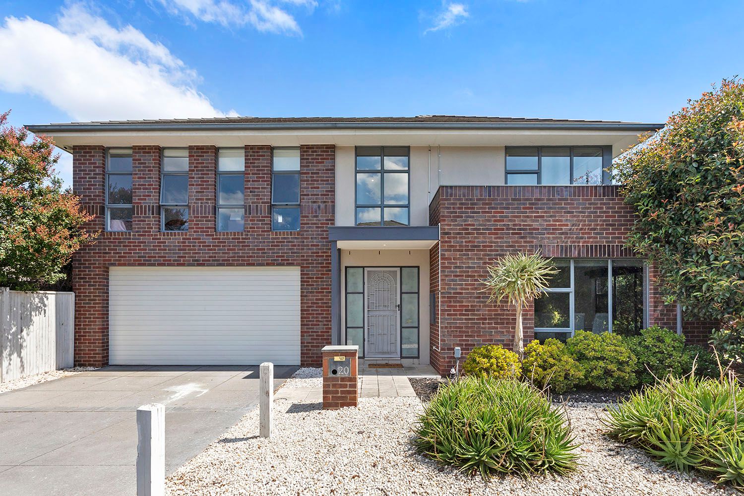 20 Pebble Beach Place, Heatherton, VIC 3202