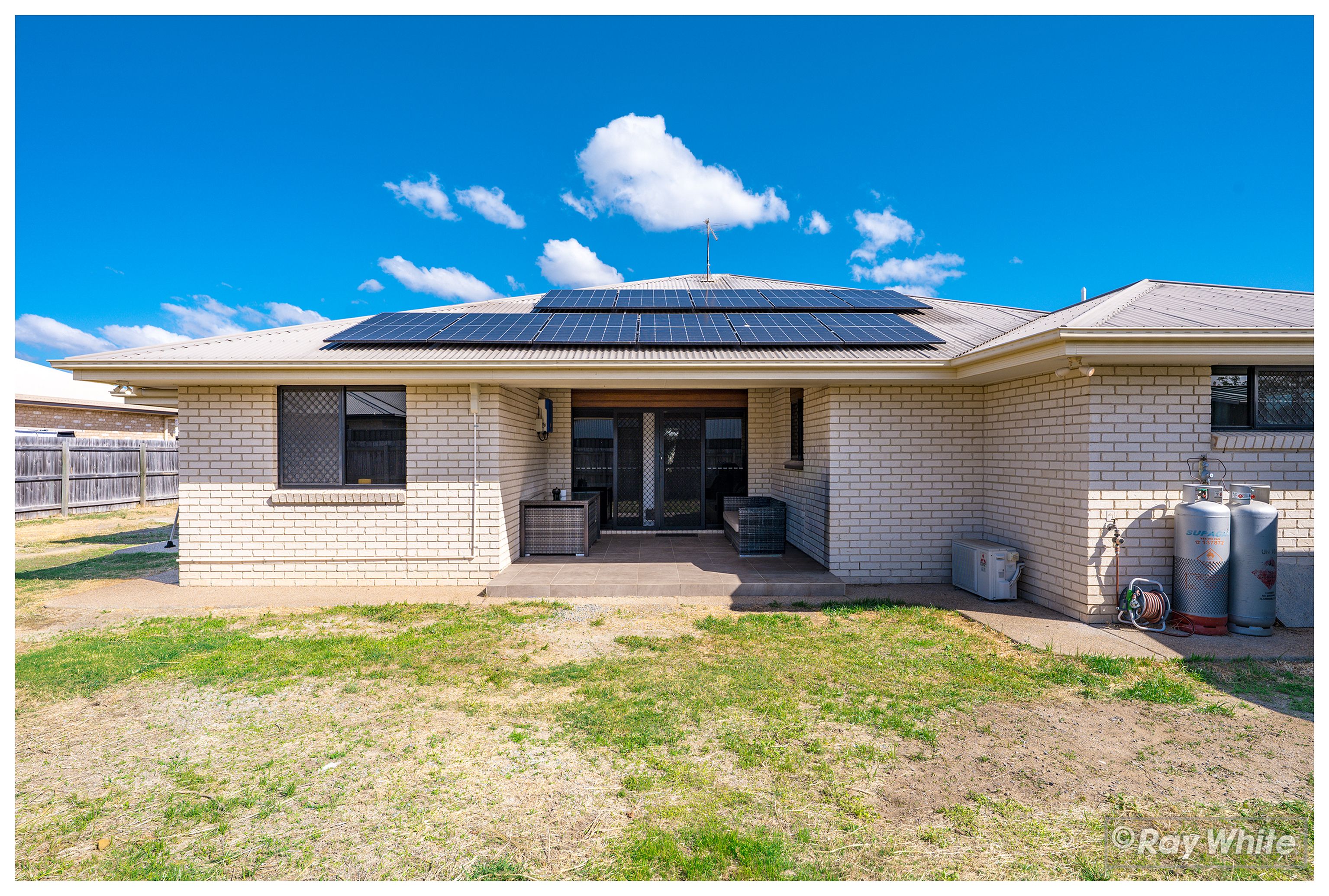 16 MISTLETOE Avenue — photo 17 of 22
