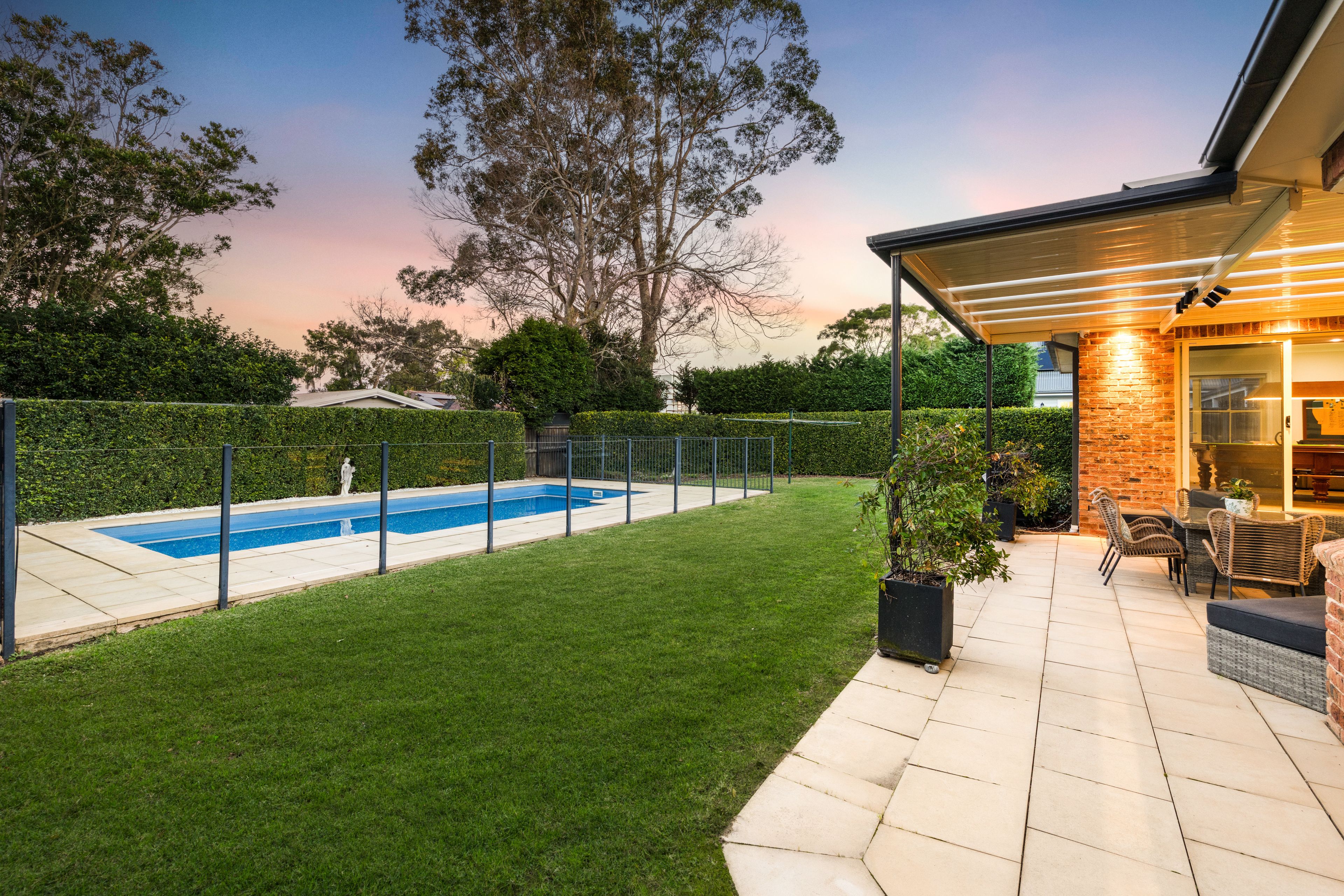 135 Warrimoo Avenue — photo 8 of 17