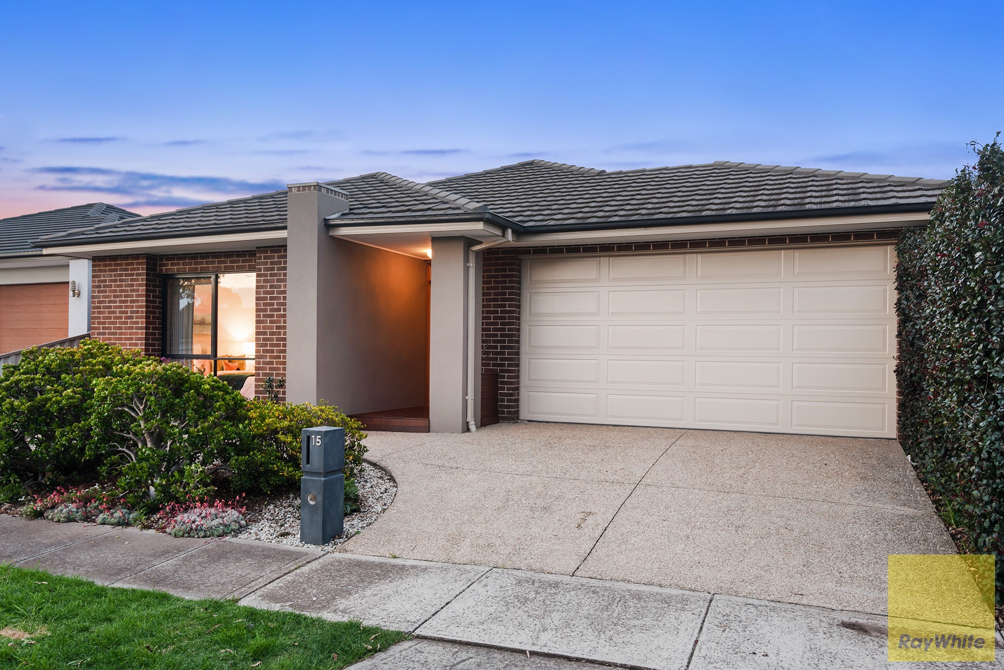 15 Tallgrass Avenue, Truganina, VIC 3029