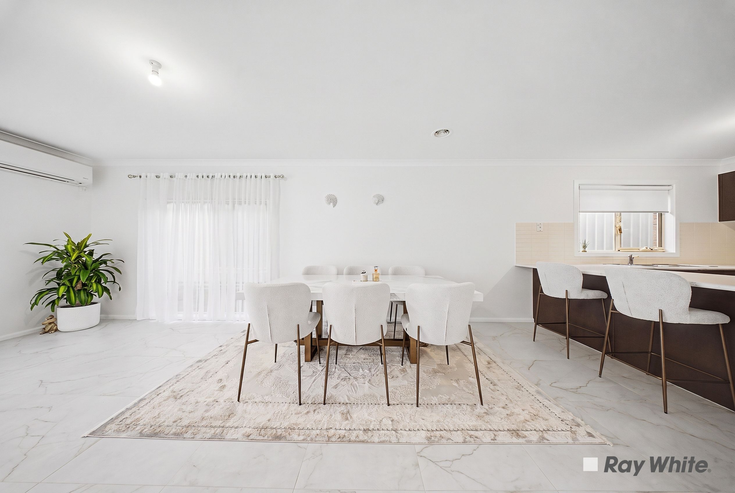 8 Mcfarlane Crescent — photo 3 of 20