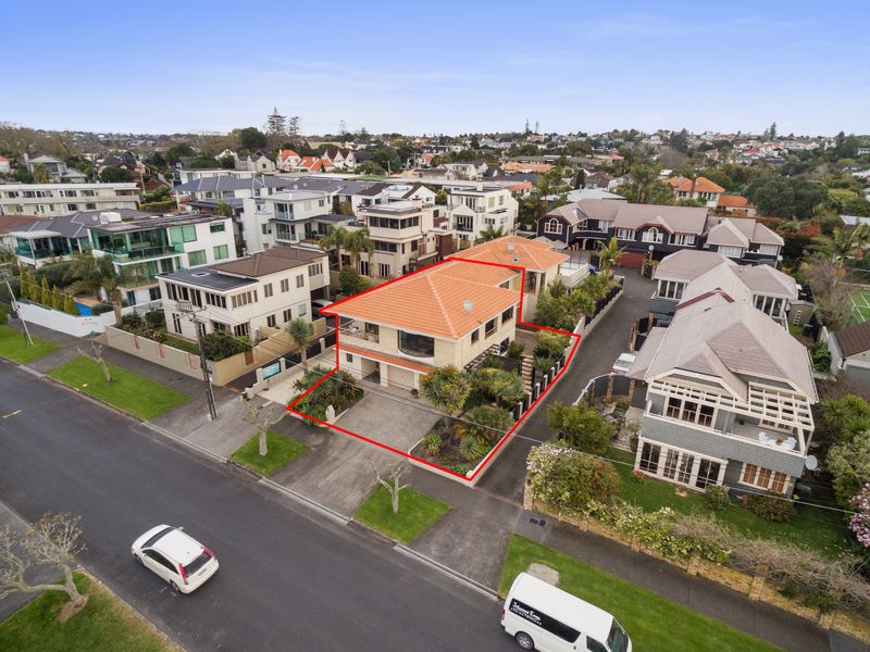 House 35 Ronaki Road, Mission Bay, Auckland City