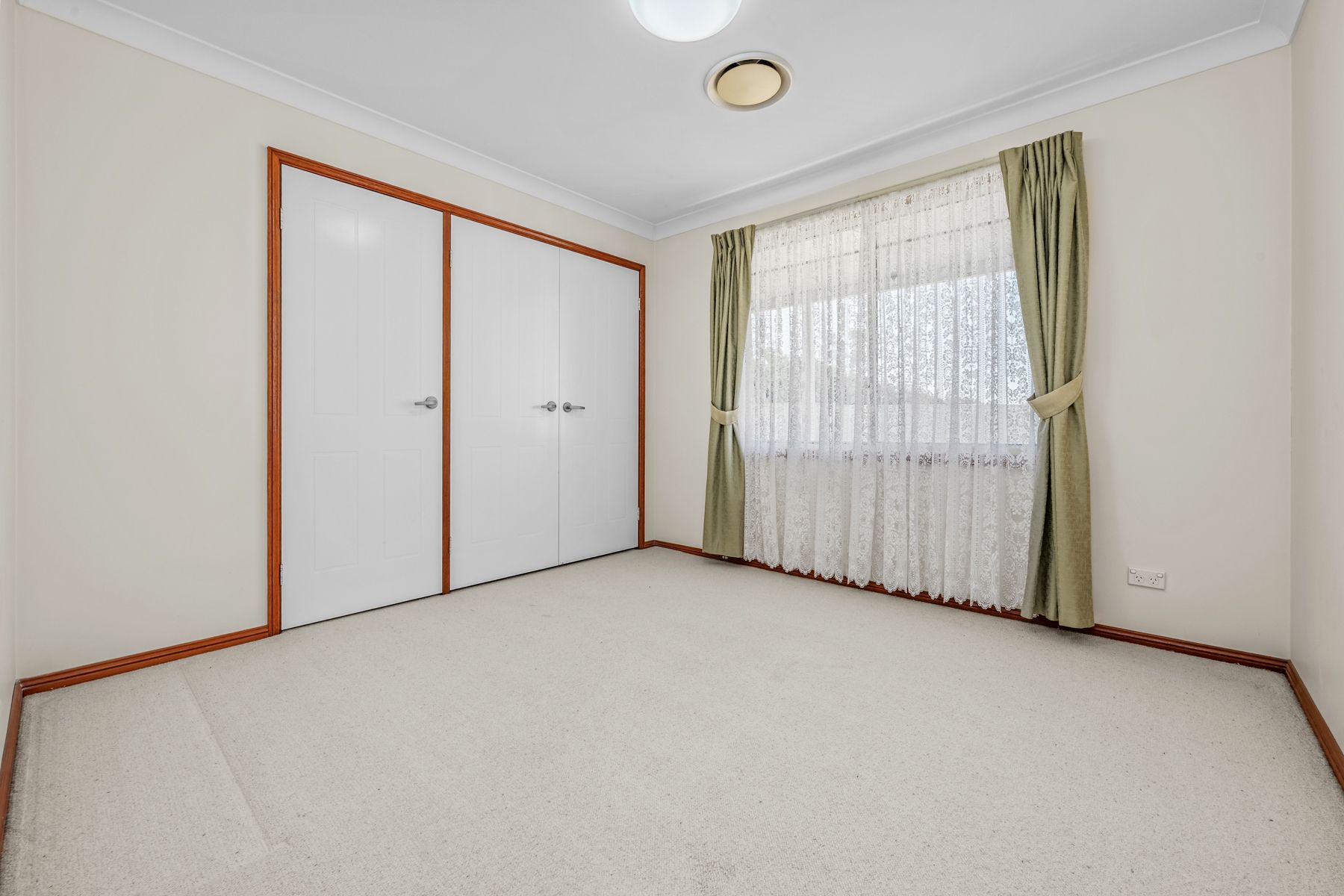 31 Wilkinson Boulevard — photo 14 of 30