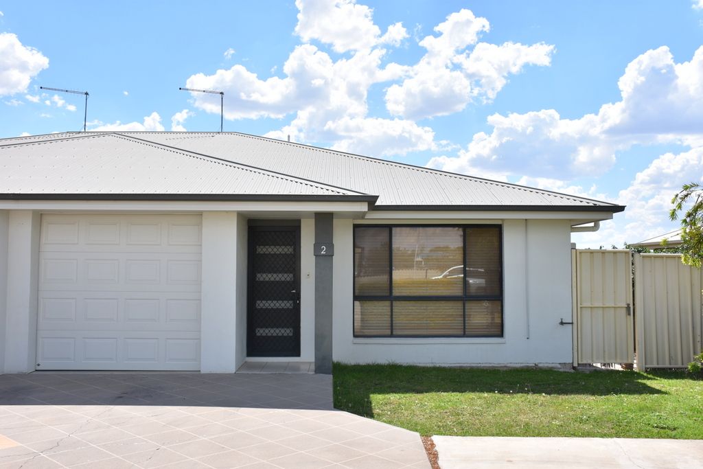 2 Bohenia Crescent