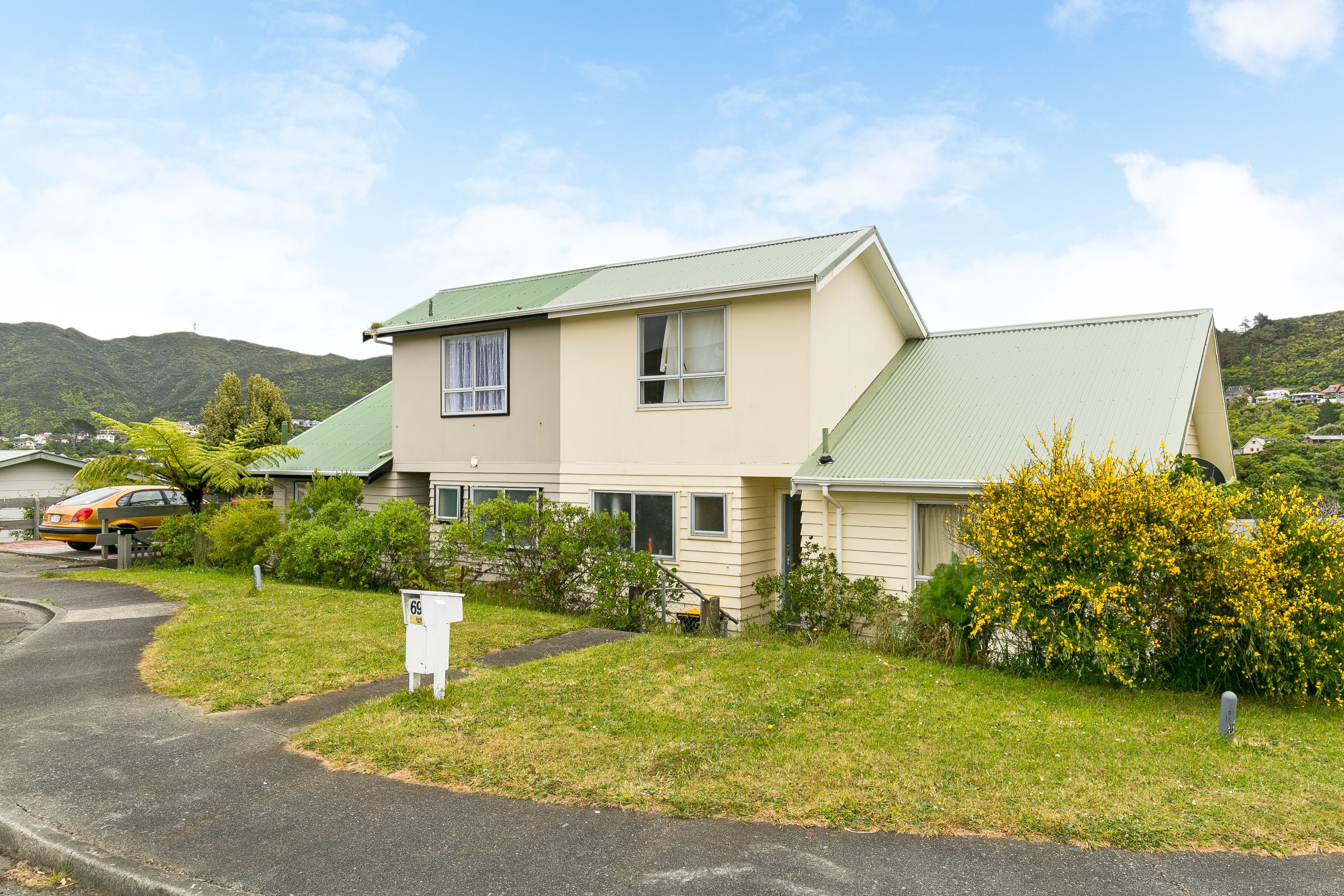 67 Victory Avenue, Karori, Wellington City