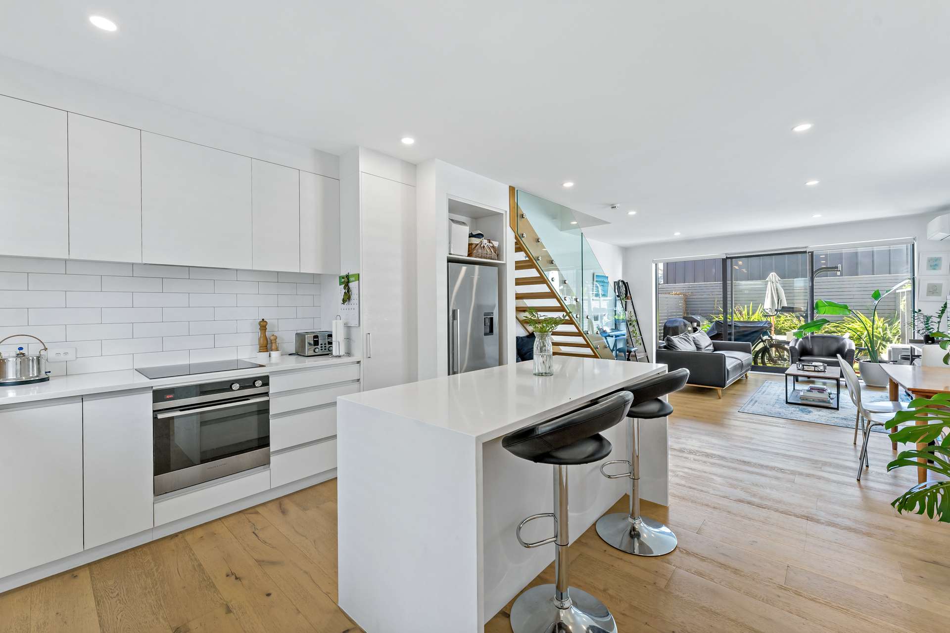 3/37 Hanene Street photo 1