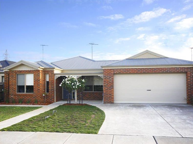 12 Alan Street, Grovedale VIC 3216