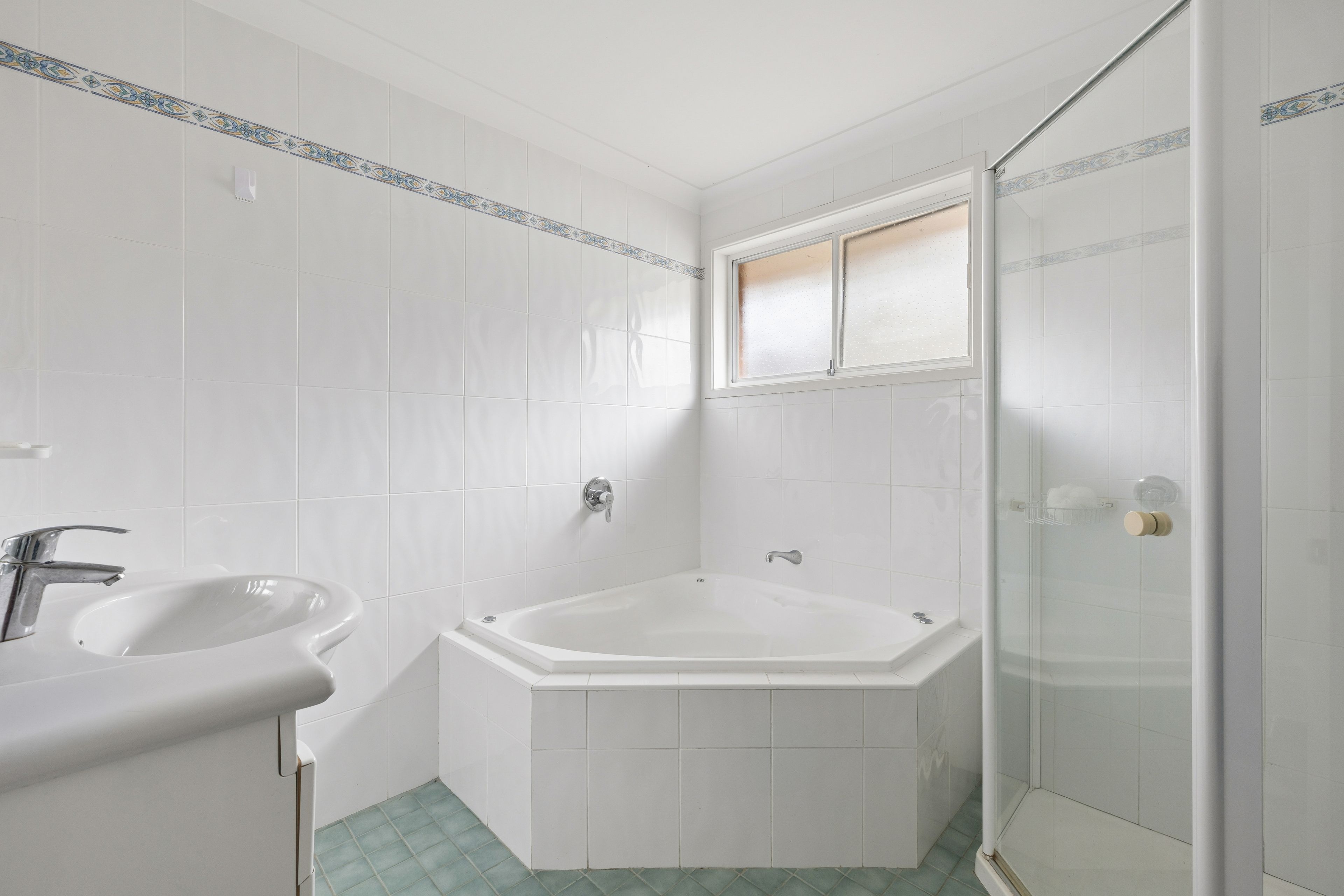 22 Gabrielle Avenue — photo 10 of 16