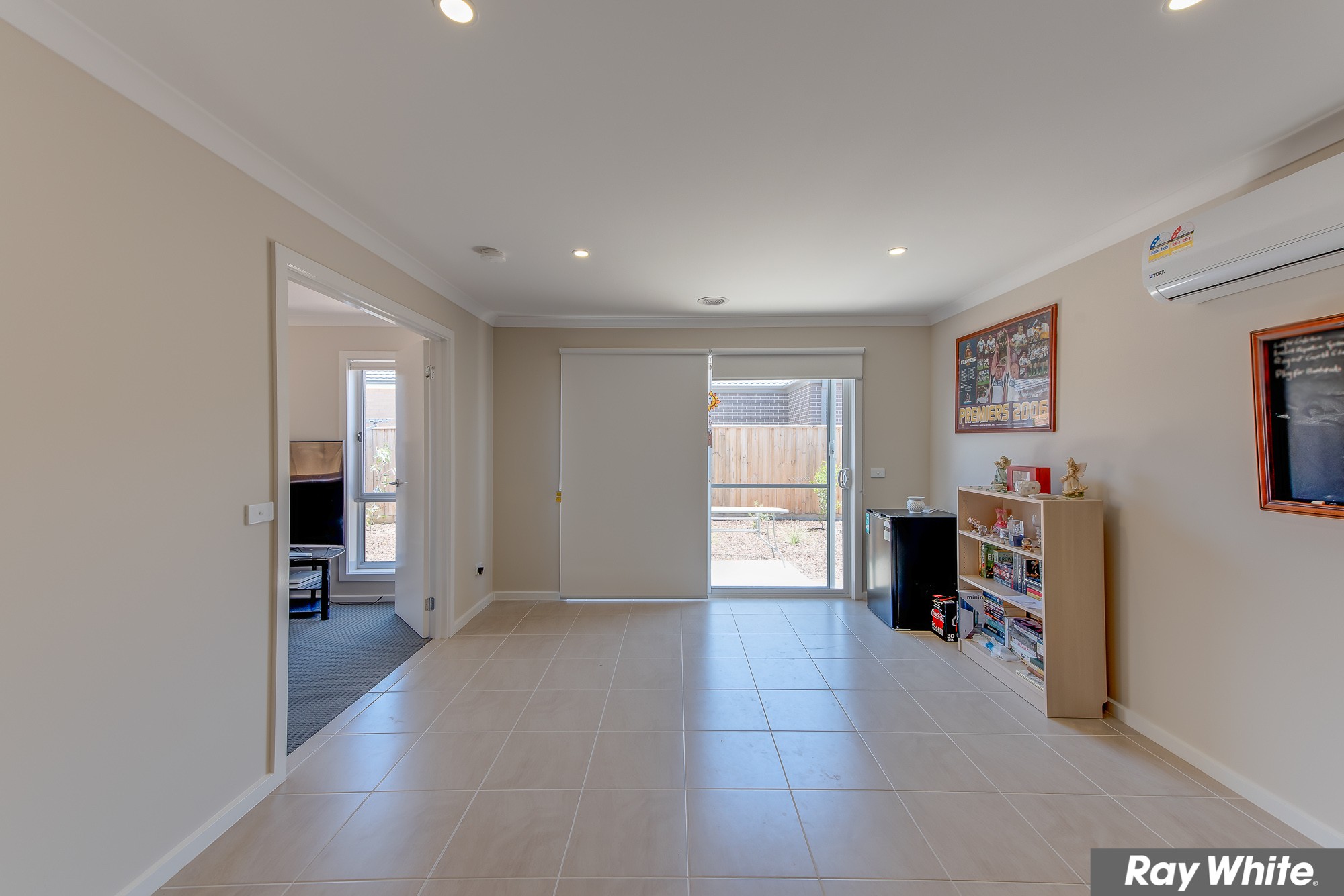 10 Yaleri Rise, Werribee, VIC 3030