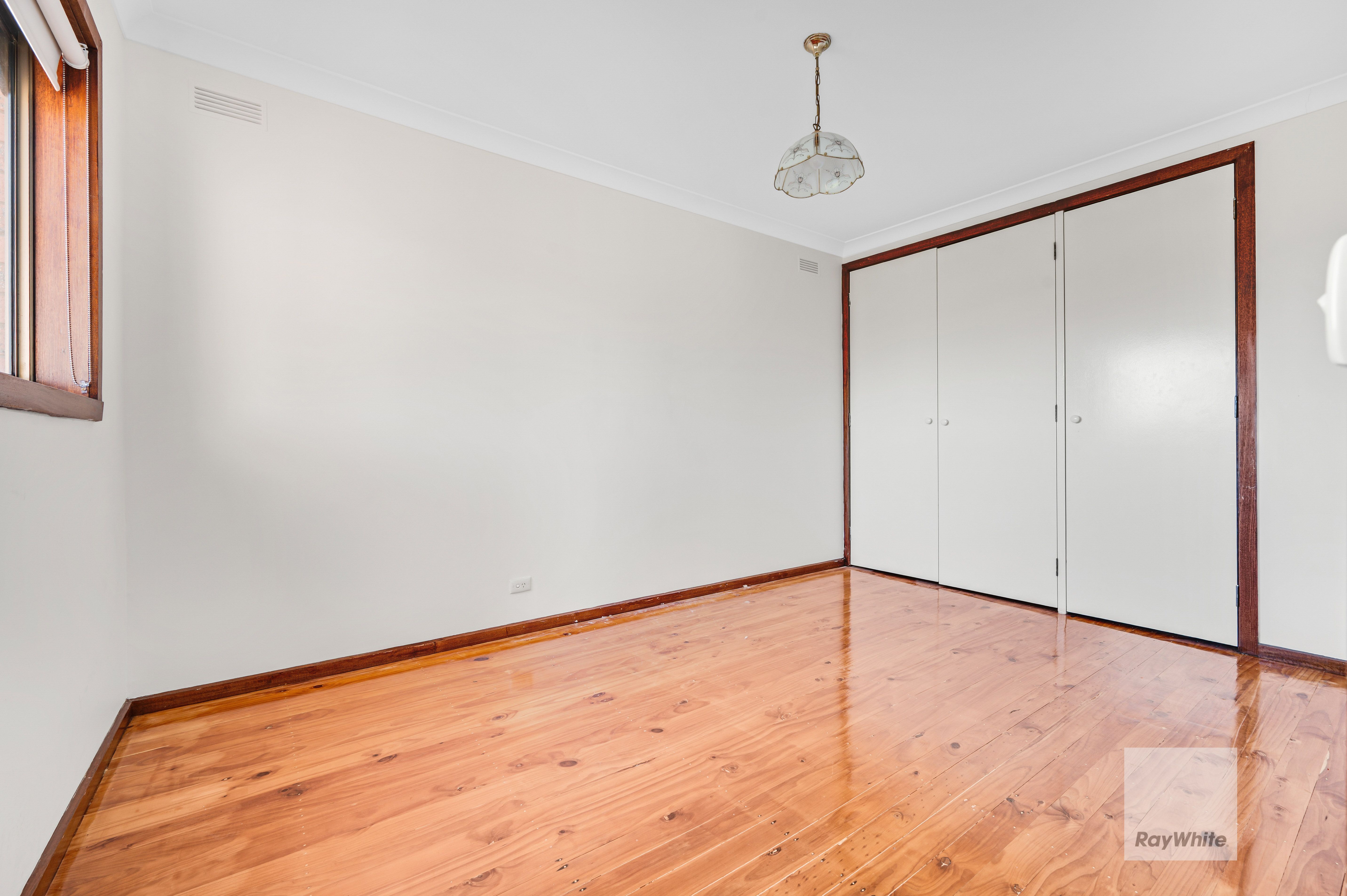 27 Grantley Drive — photo 14 of 23