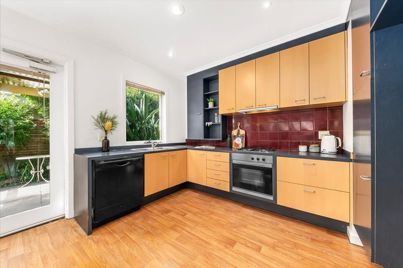 2/43 Orange Grove, Bayswater, VIC 3153