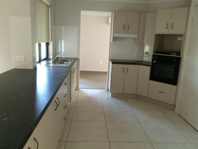 5 Flinders Court, Gracemere, QLD 4702