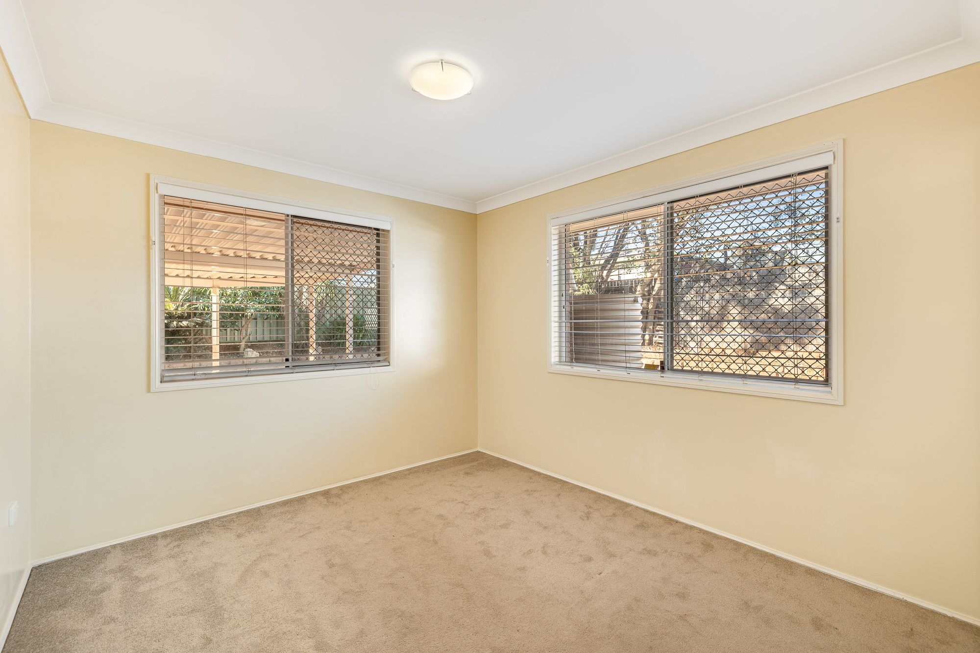 10 Evergreen Court — photo 7 of 13