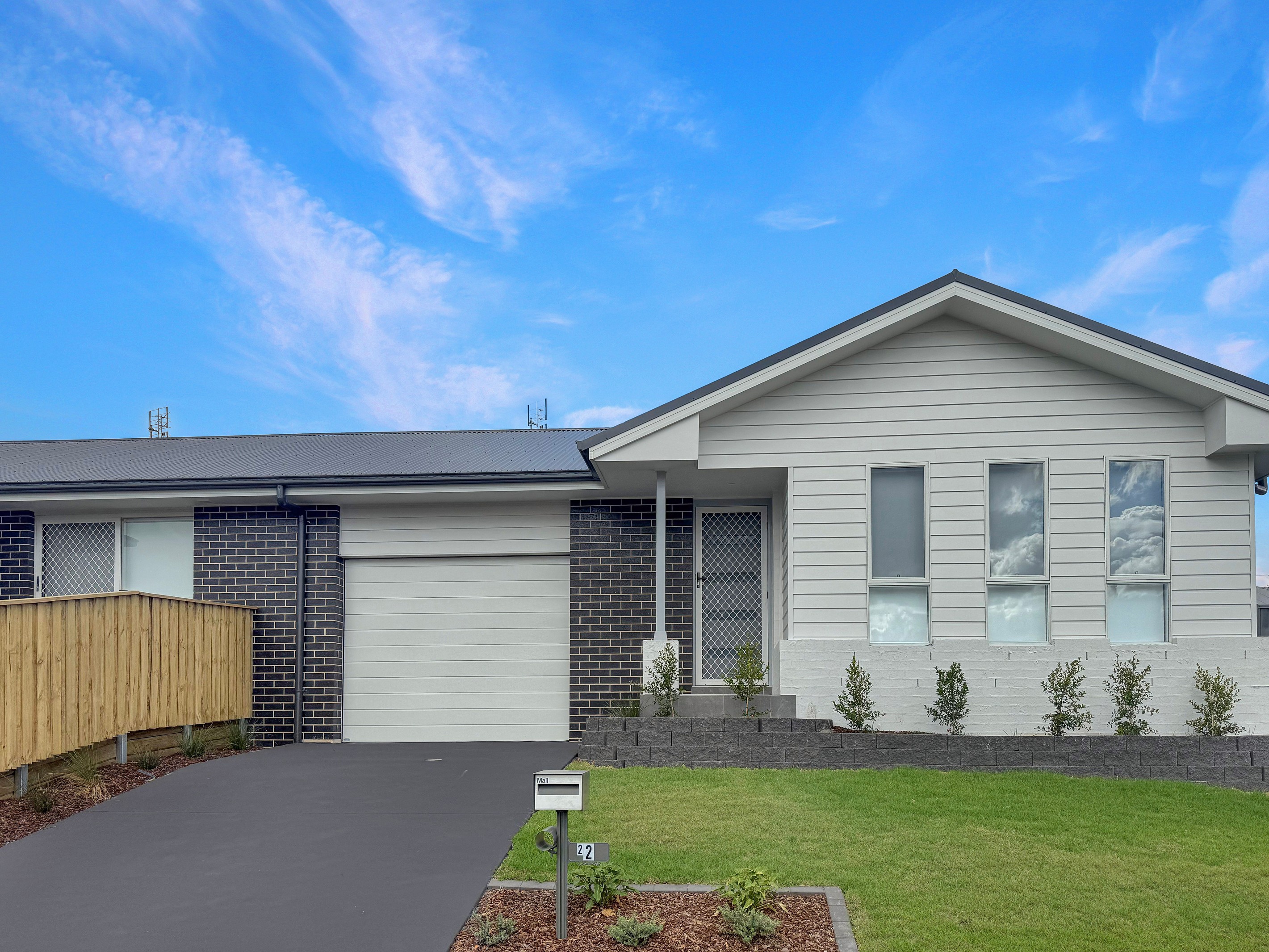 2/4 Becher Road, Farley, NSW 2320