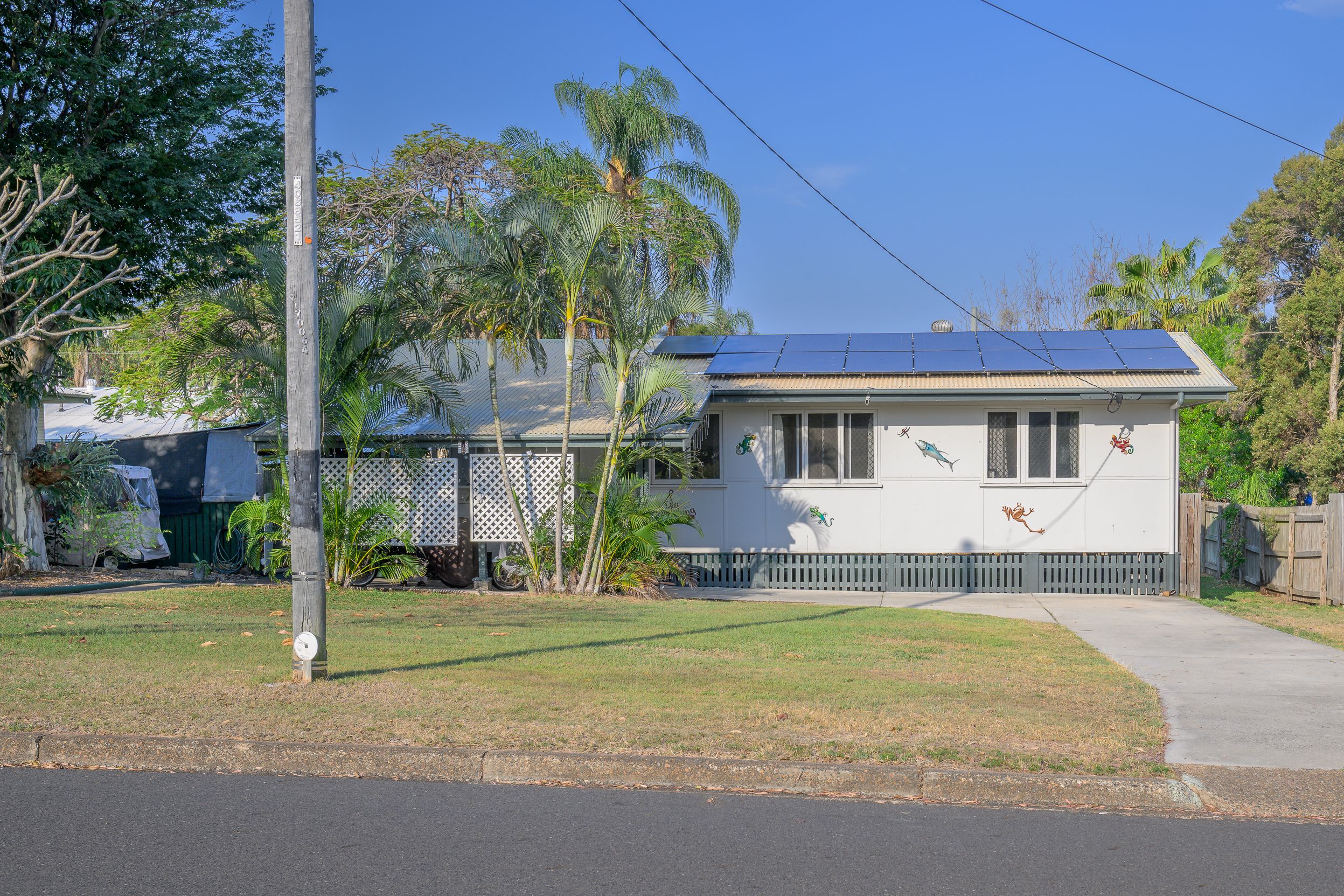 98 Barney Street , Barney Point QLD 4680