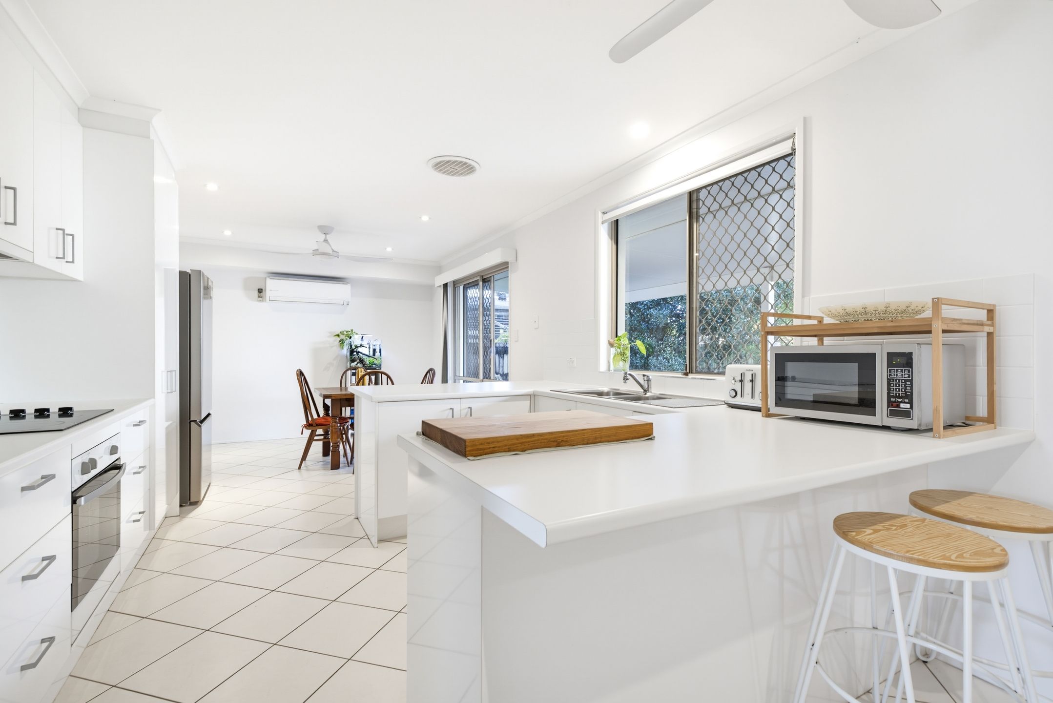 63 Lapoinya Crescent — photo 7 of 20