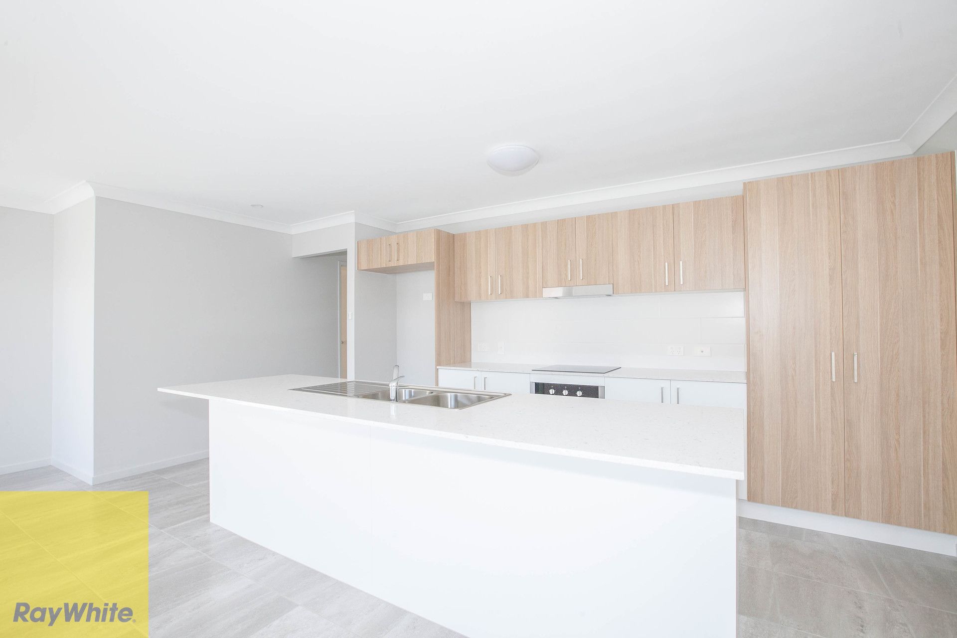 1/11 Roy Street, Bellbird Park, QLD 4300