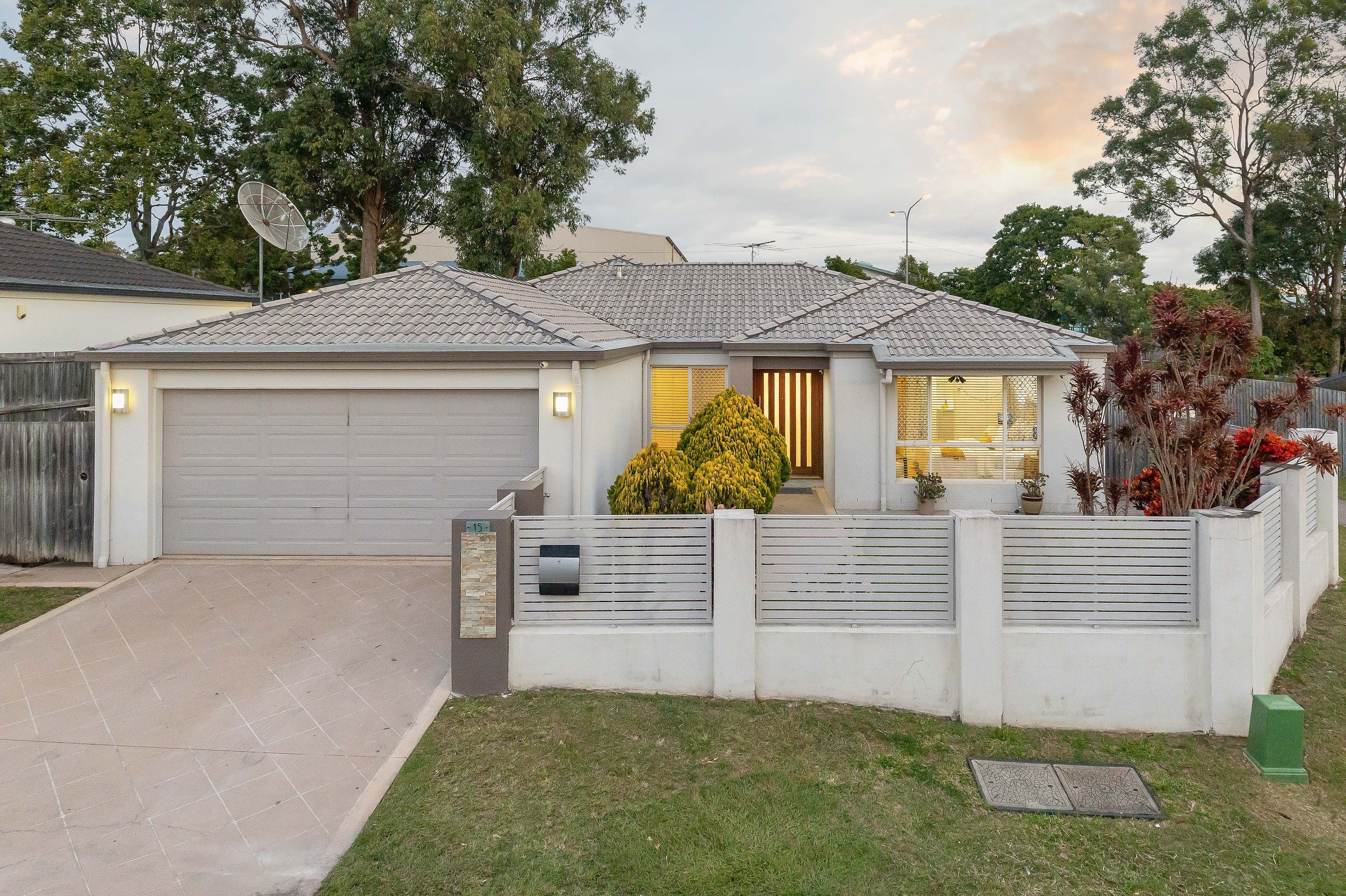 15 Nabeel Place, Calamvale, QLD 4116