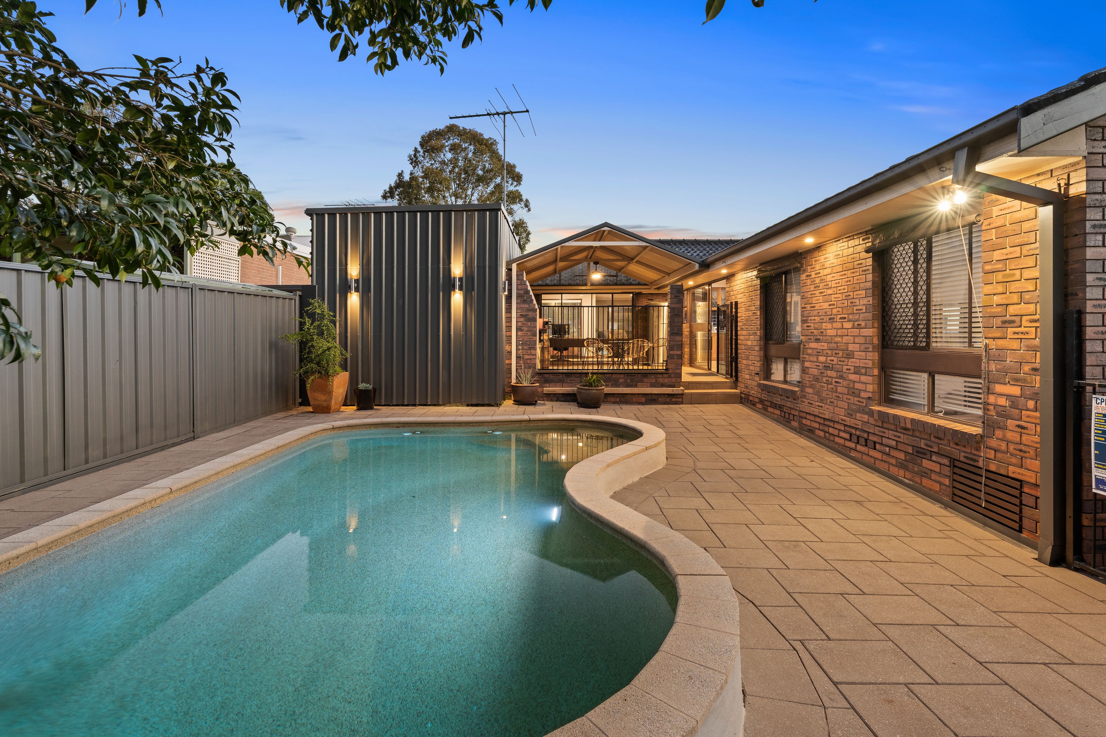 27 Summerfield Circuit — photo 10 of 29