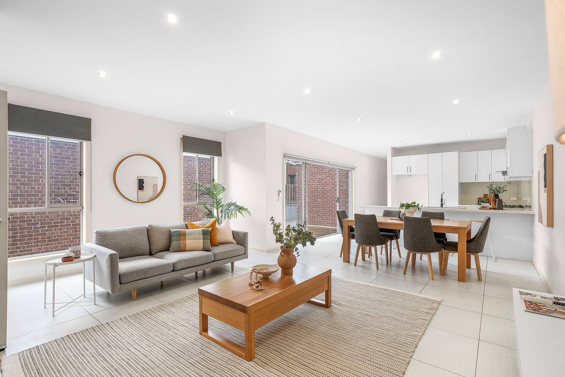 8 Coberley Way, Cranbourne North VIC 3977
