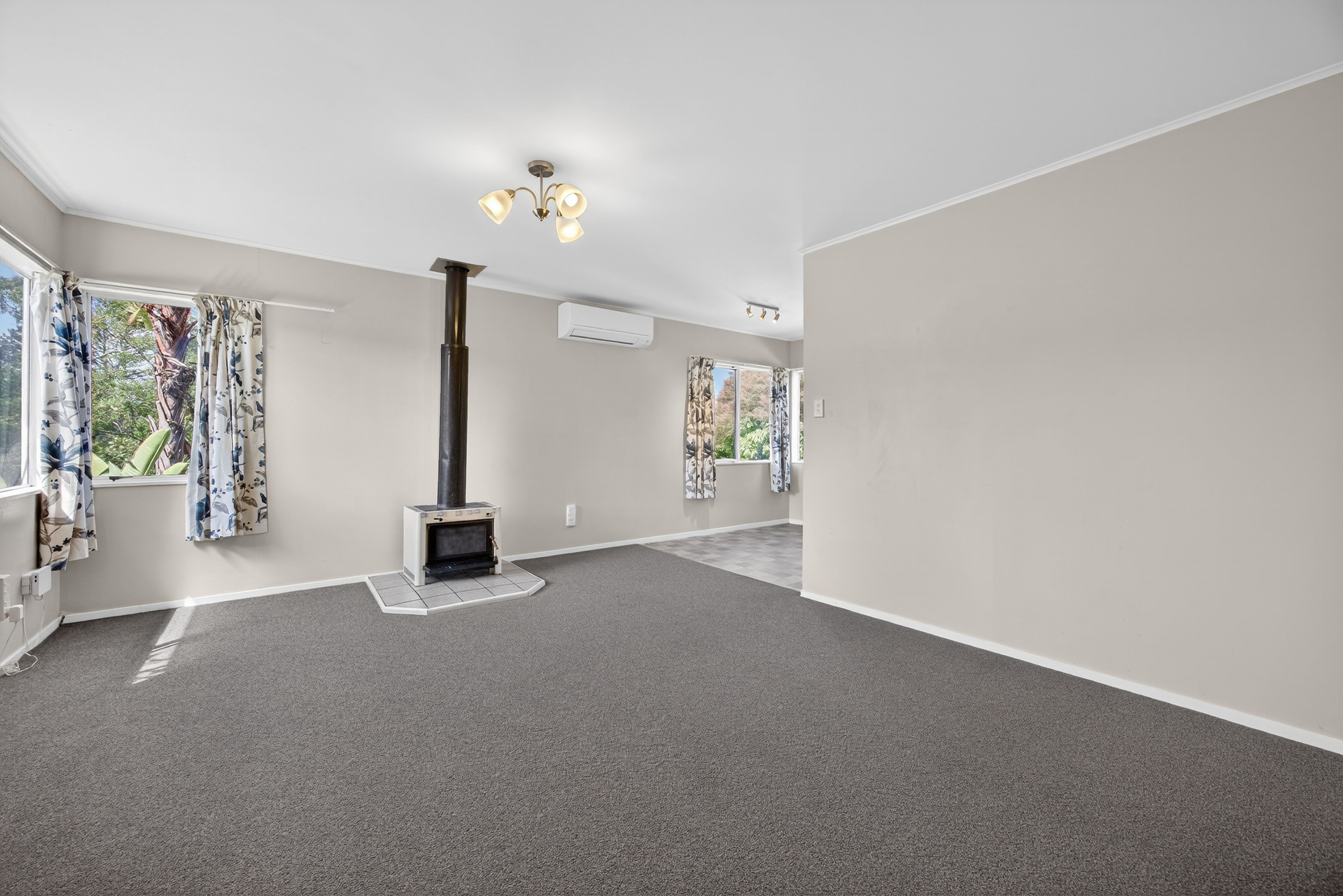 2/34A Helena Street, Massey, Waitakere City