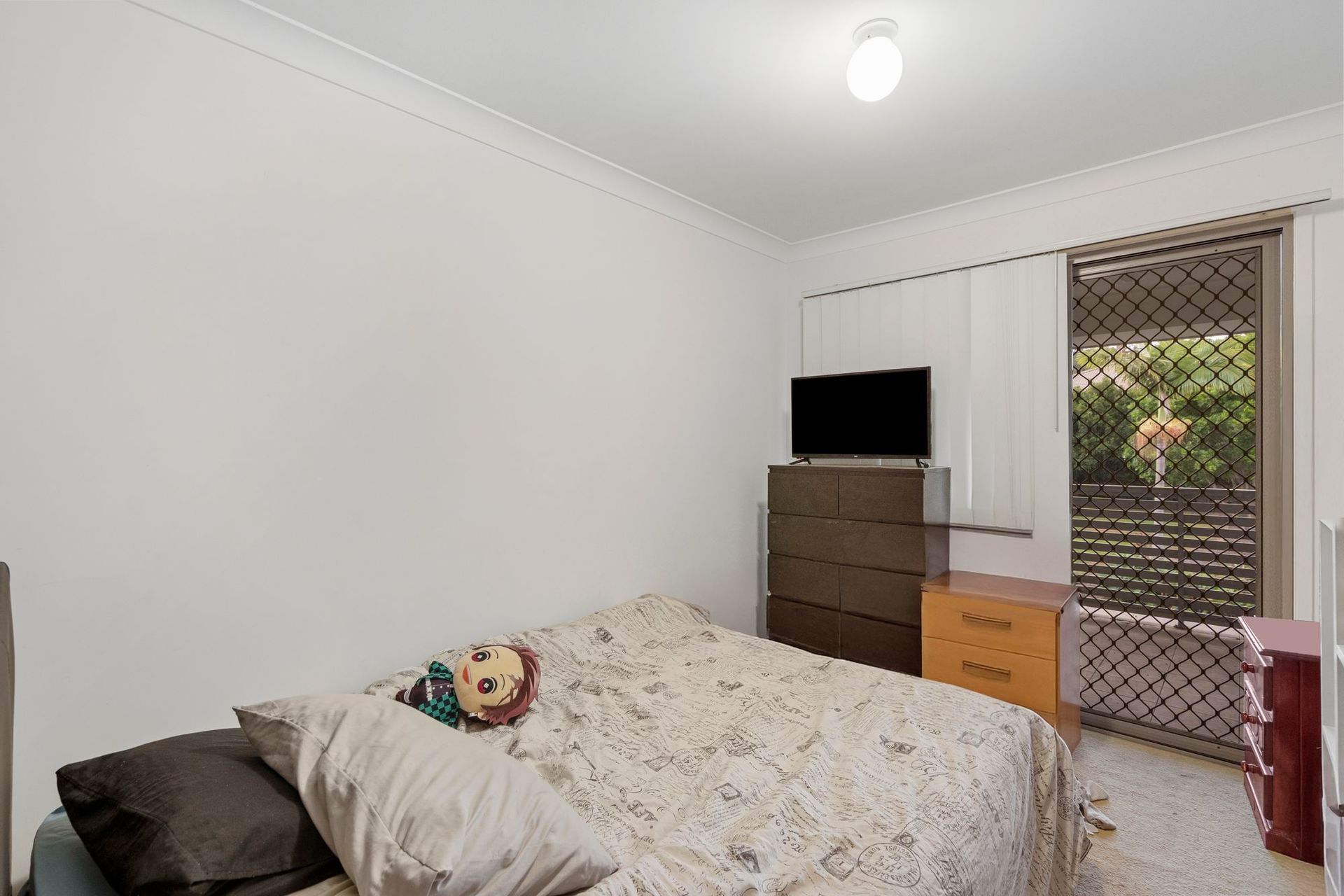 10/99-113 Peverell Street — photo 7 of 18
