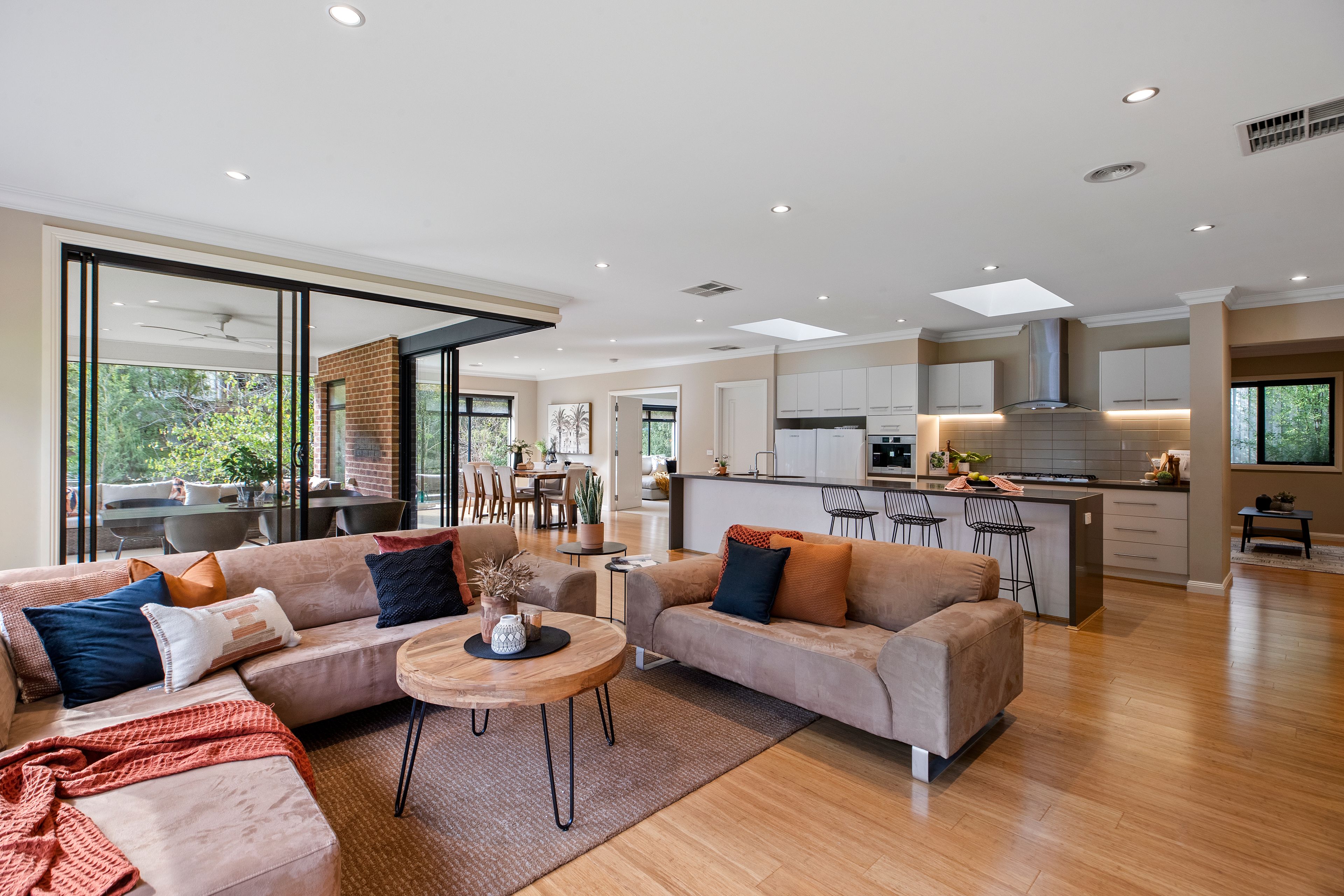 17-19 Forest Park Road, Upwey, VIC 3158