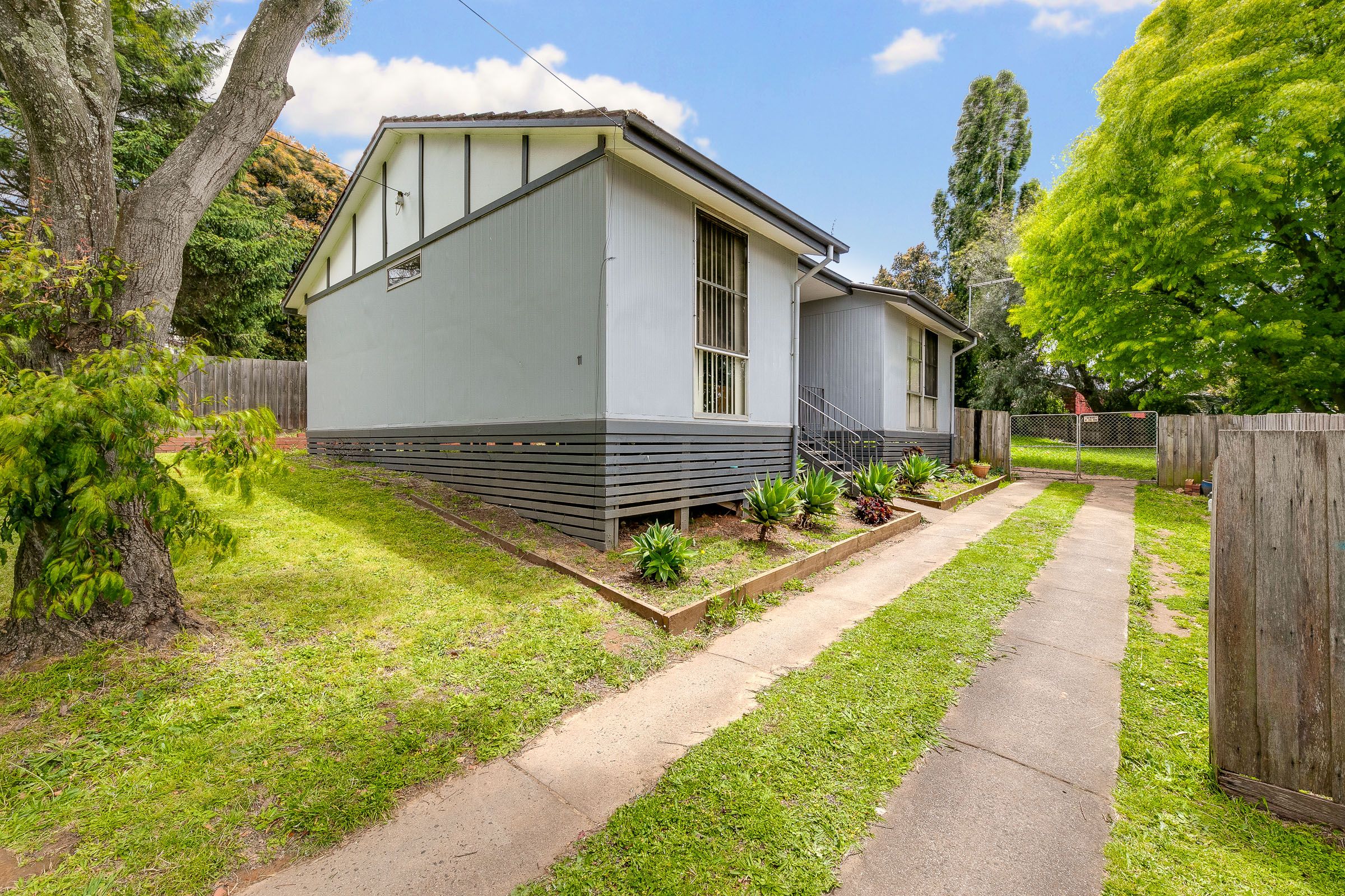 11 Ramsden Street, Drouin VIC 3818