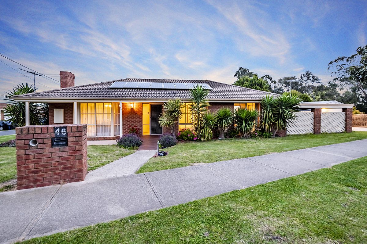 46 Courtenay Avenue, Cranbourne North VIC 3977