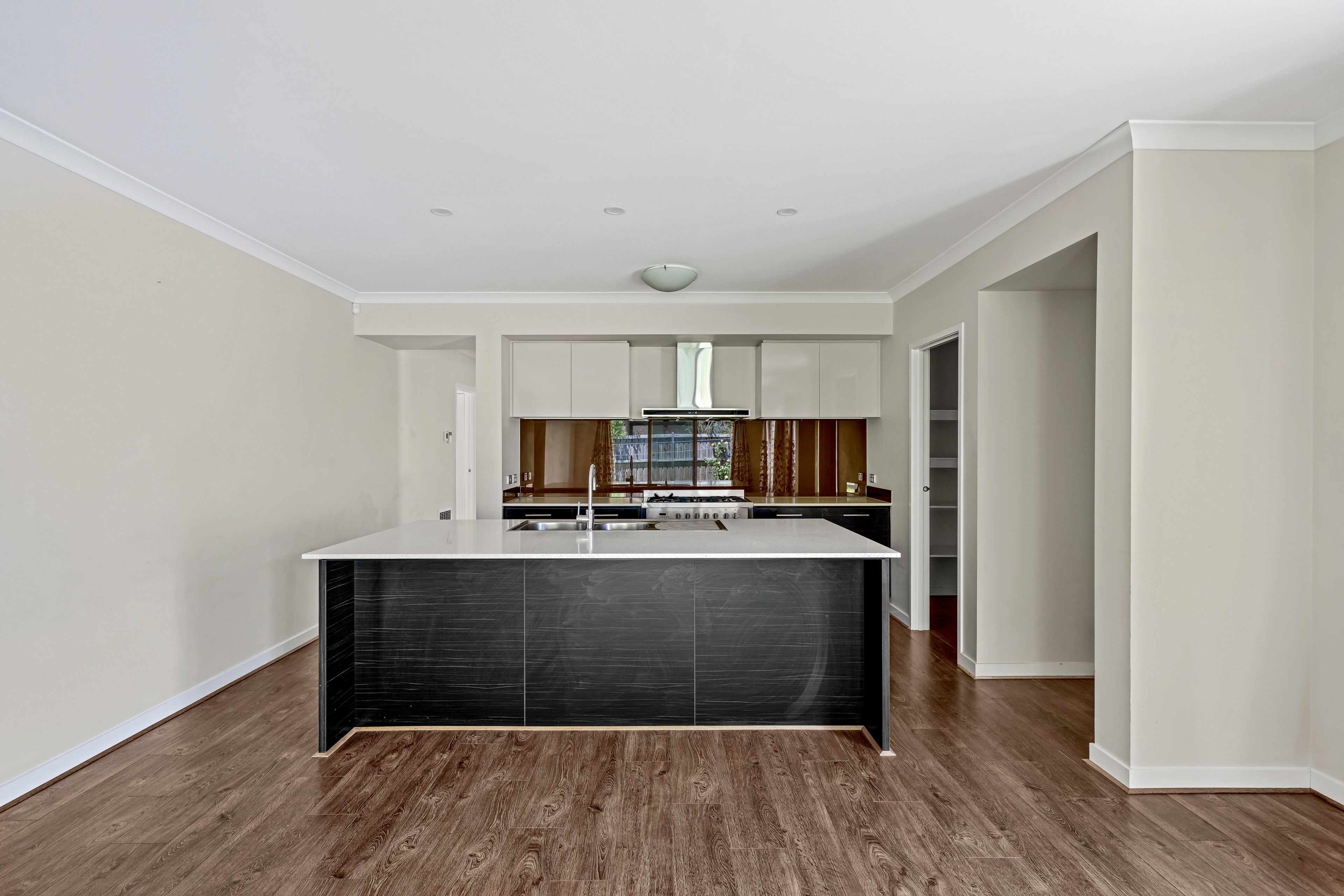10 Compton Way, Clyde North, VIC 3978