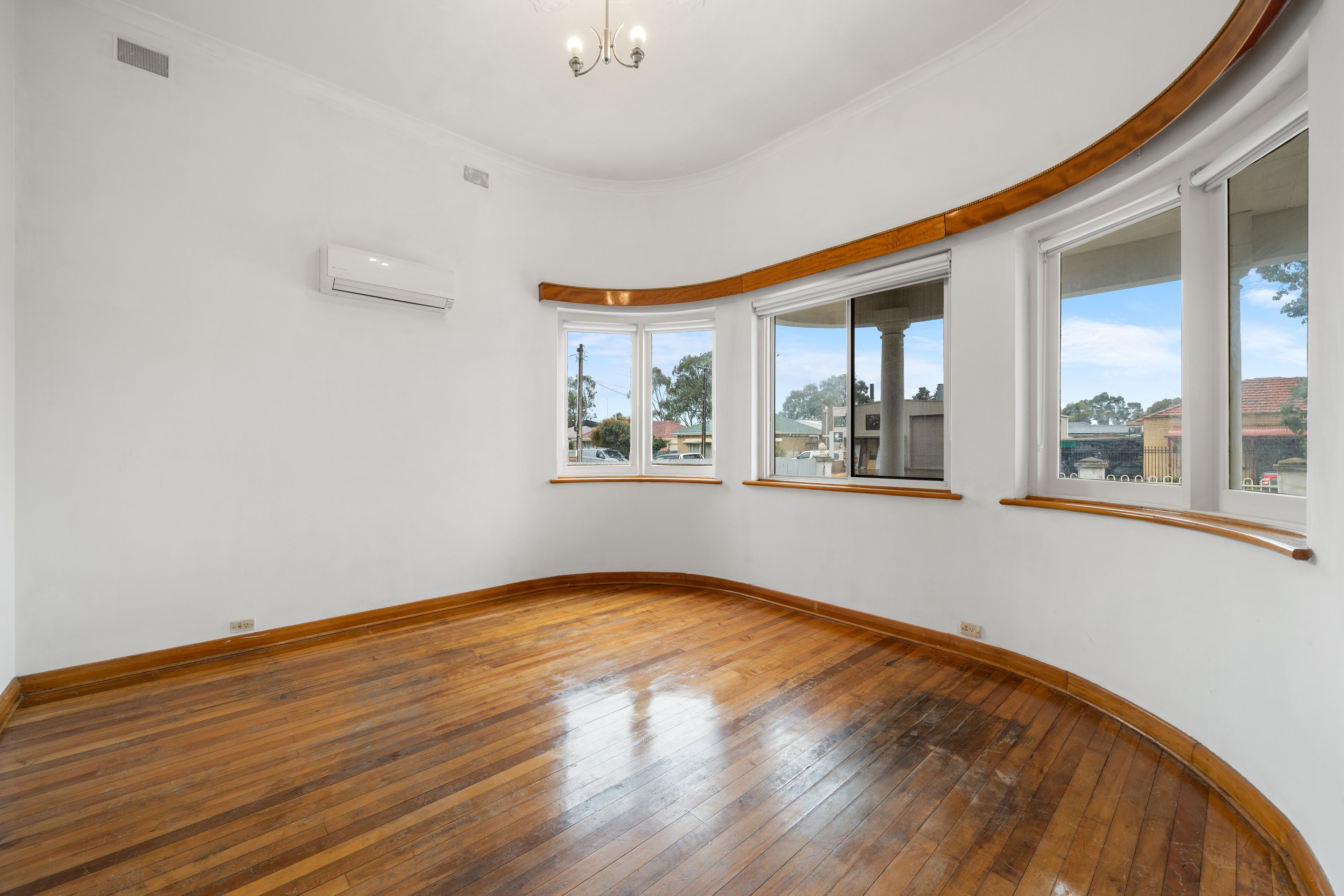 15 Penley Avenue — photo 7 of 18