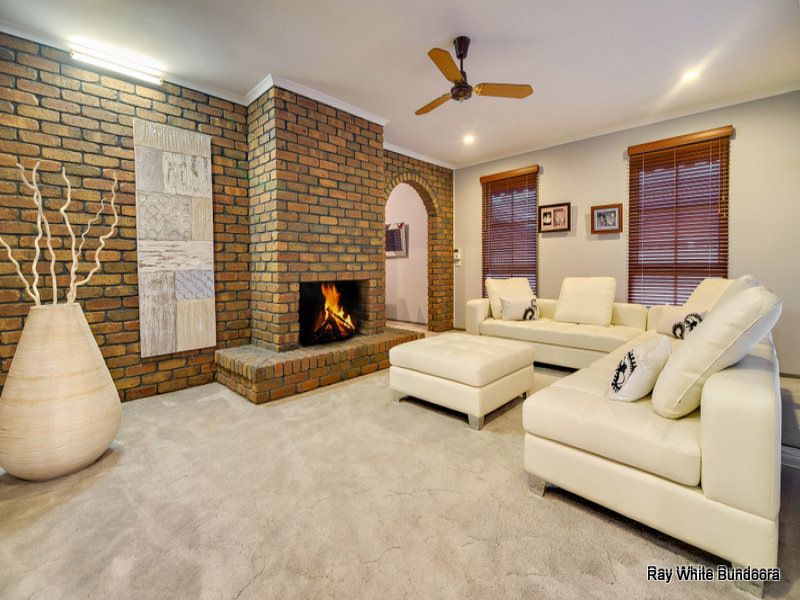 17 Grevillia Drive, Mill Park, VIC 3082