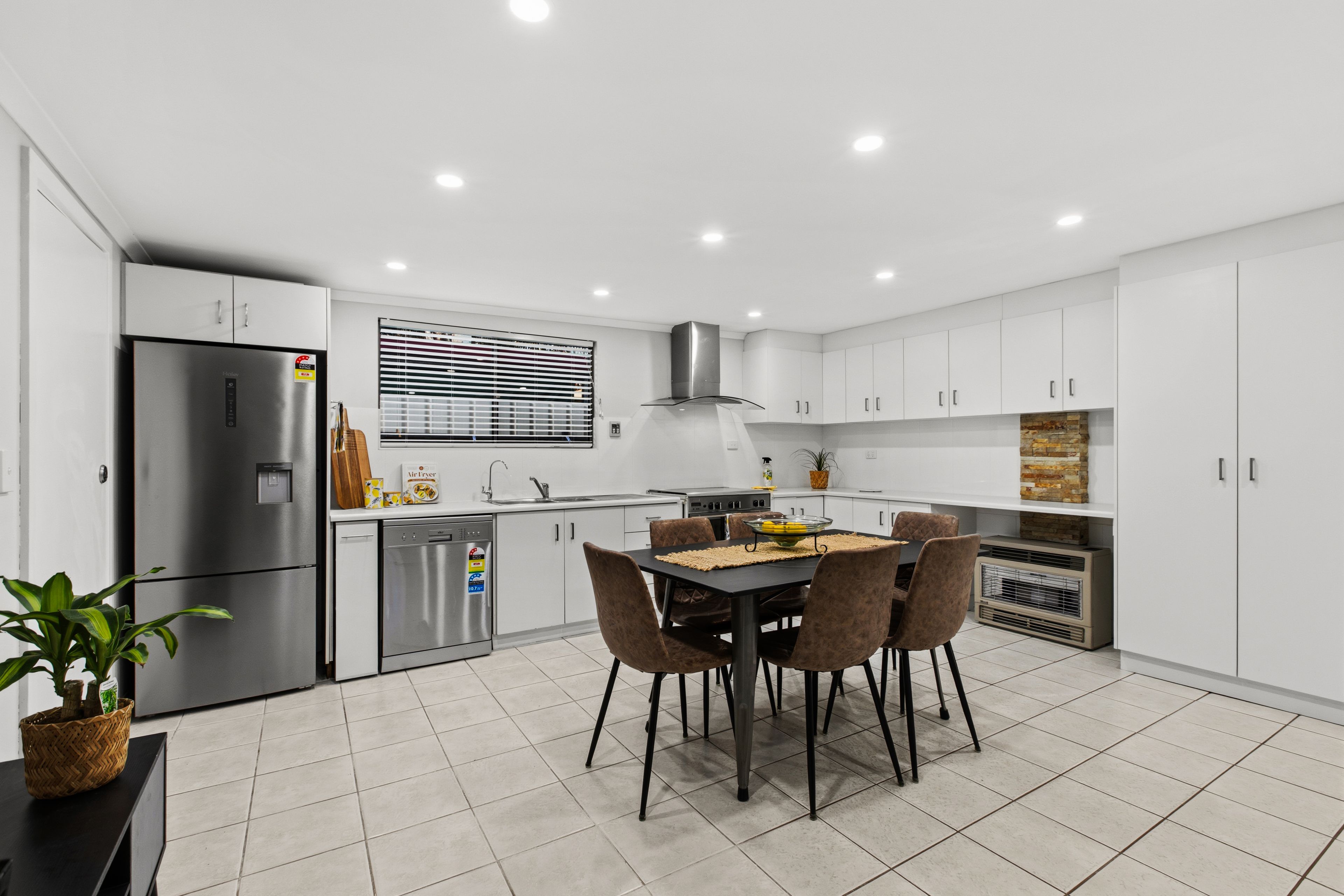 60 Gordon Street — photo 14 of 19
