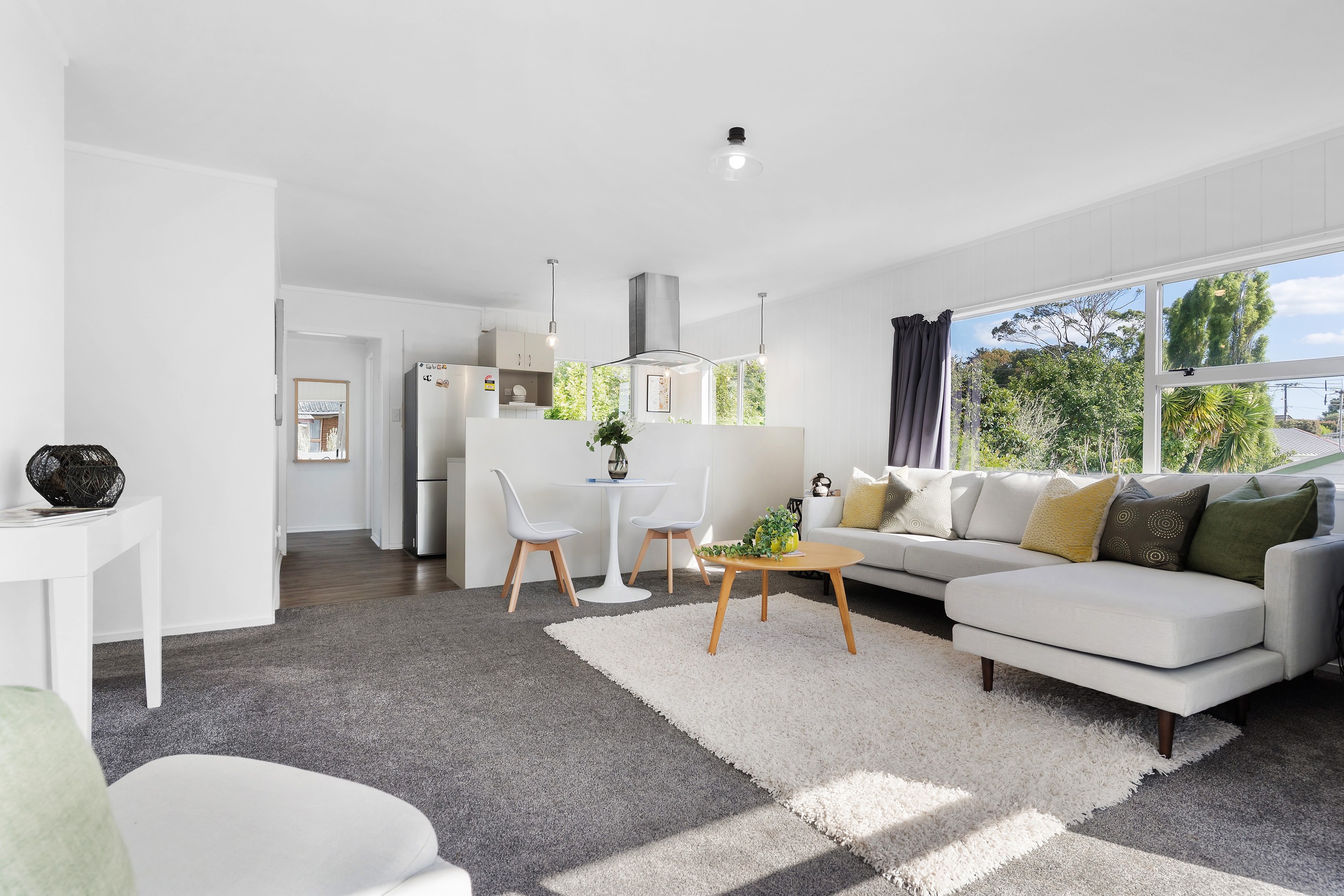 15B Aeroview Drive, Beach Haven, North Shore City