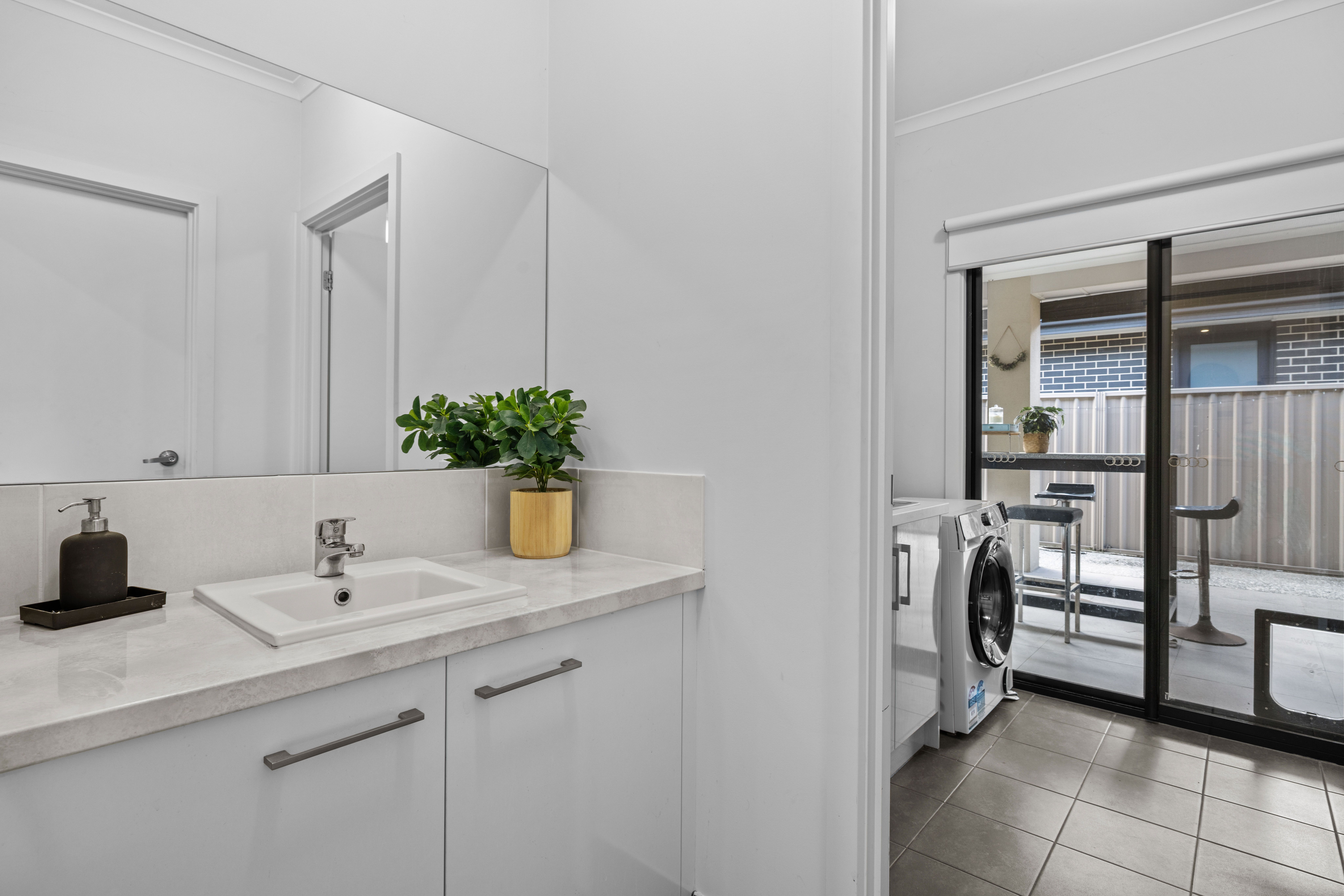 17 Whelan Avenue — photo 18 of 24