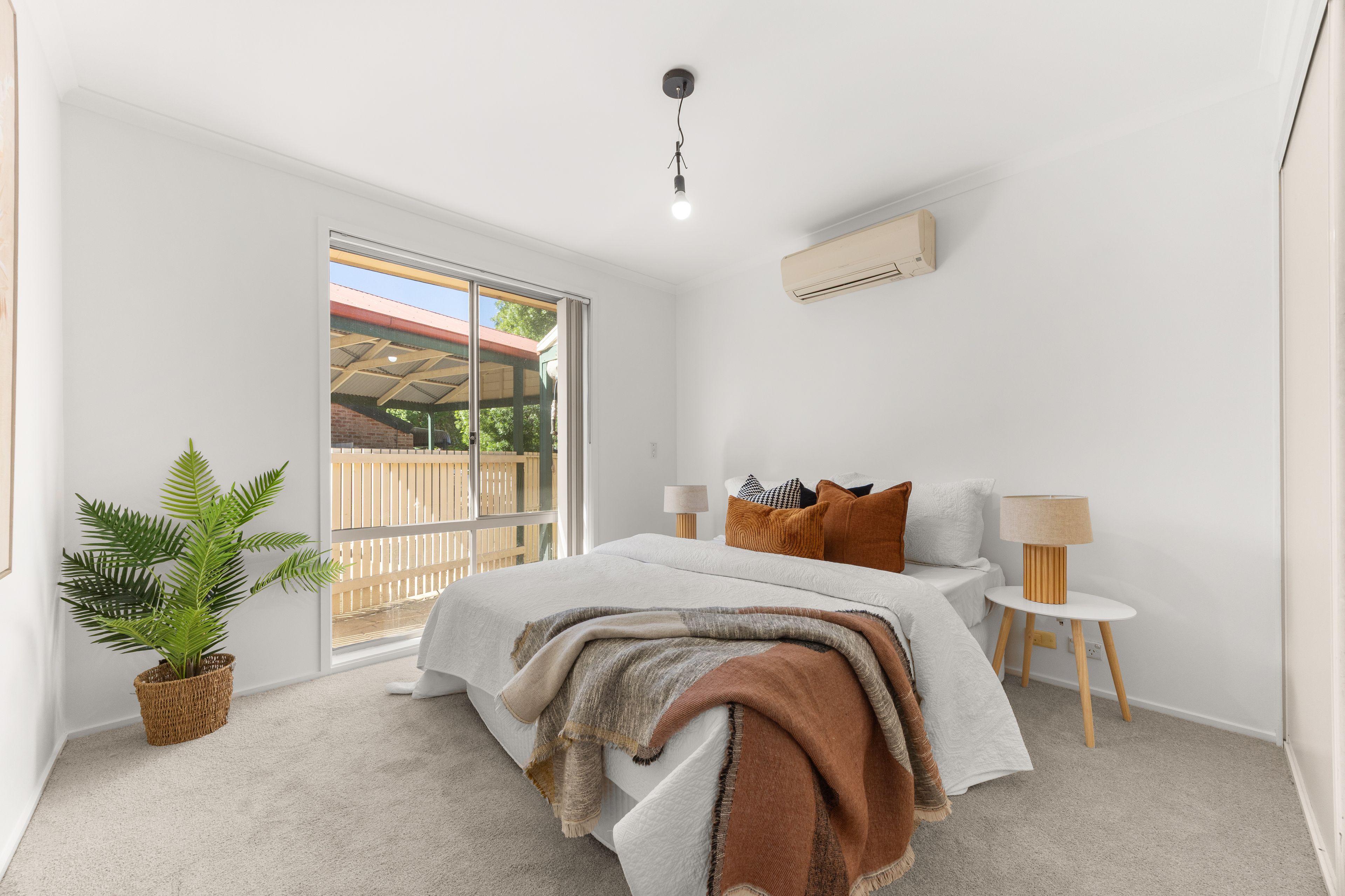 16 Sherwood Circuit — photo 7 of 16