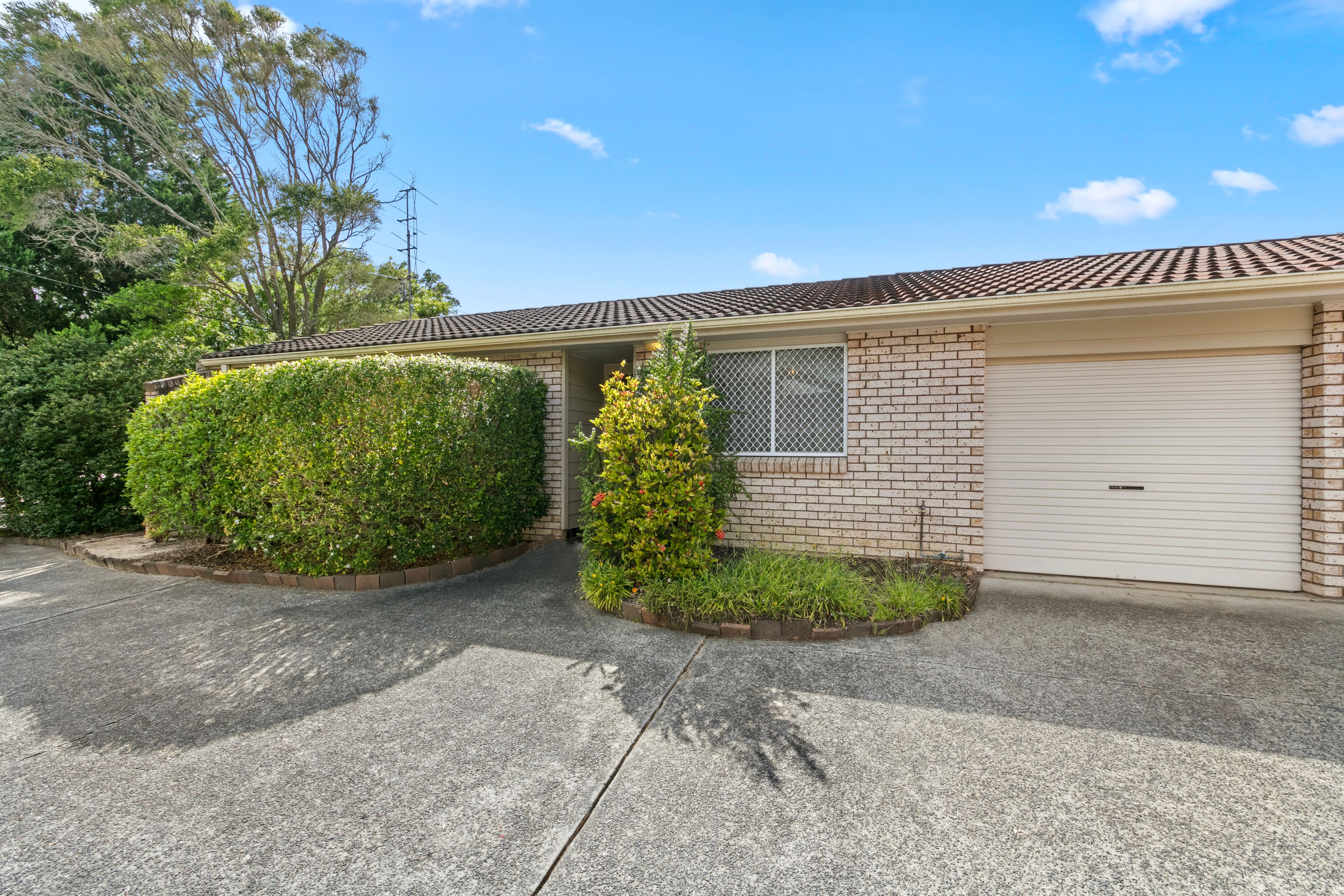 14-16 Ocean View Road, Gorokan NSW 2263