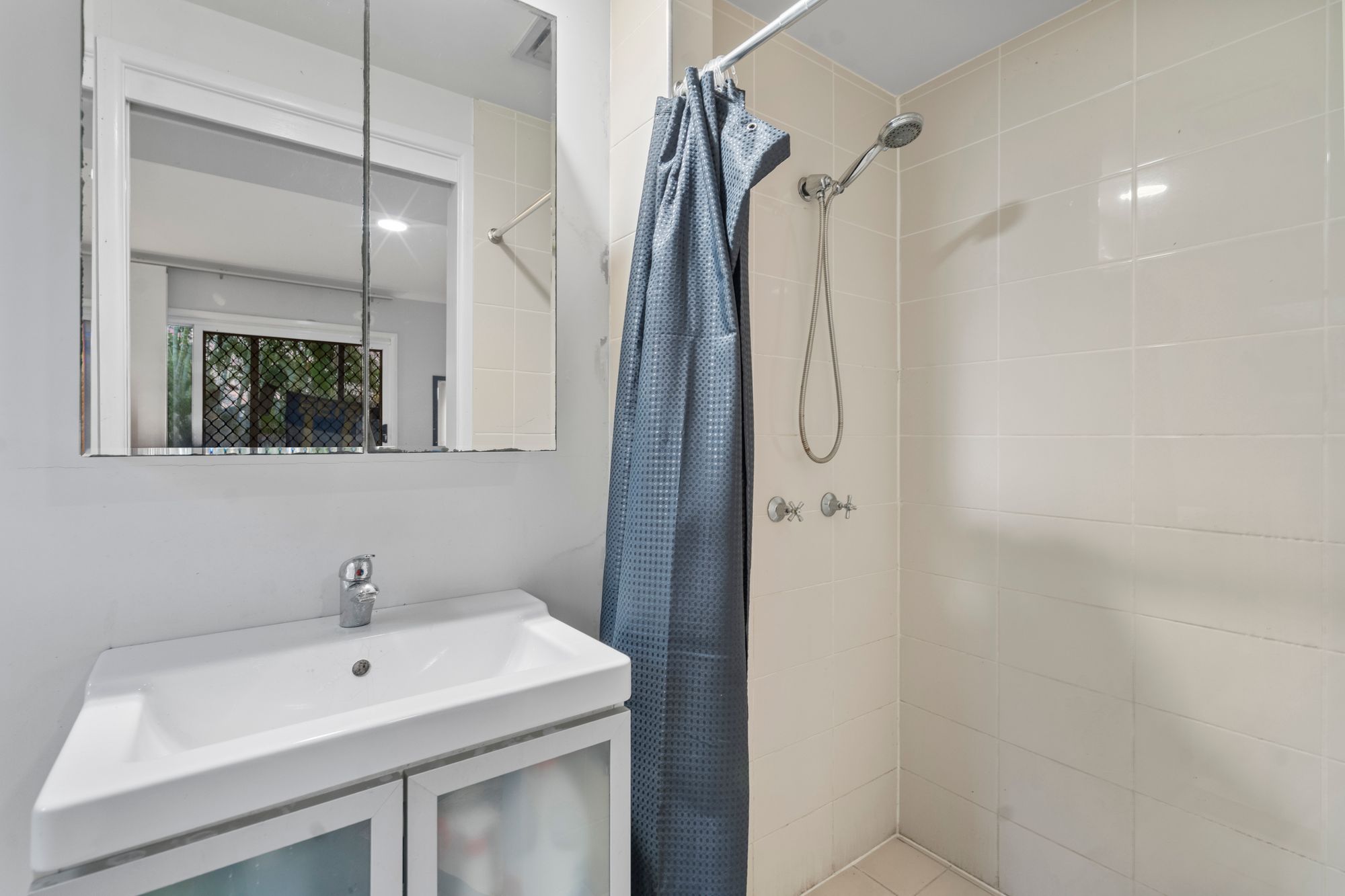 37 Wilkie Street — photo 16 of 24