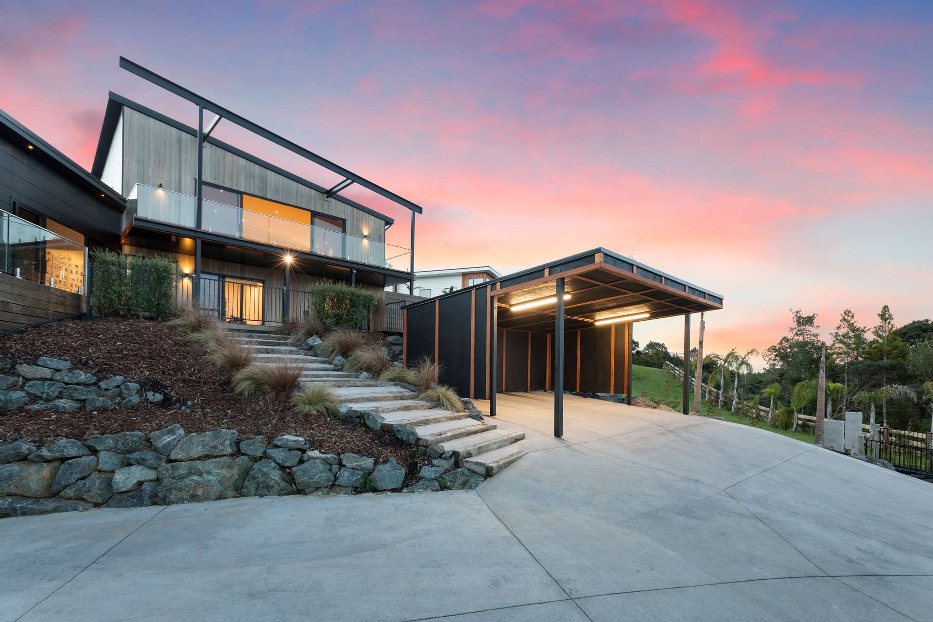 246 Hillcrest Road, Hatfields Beach, Wainui, Rodney Real Estate Ray