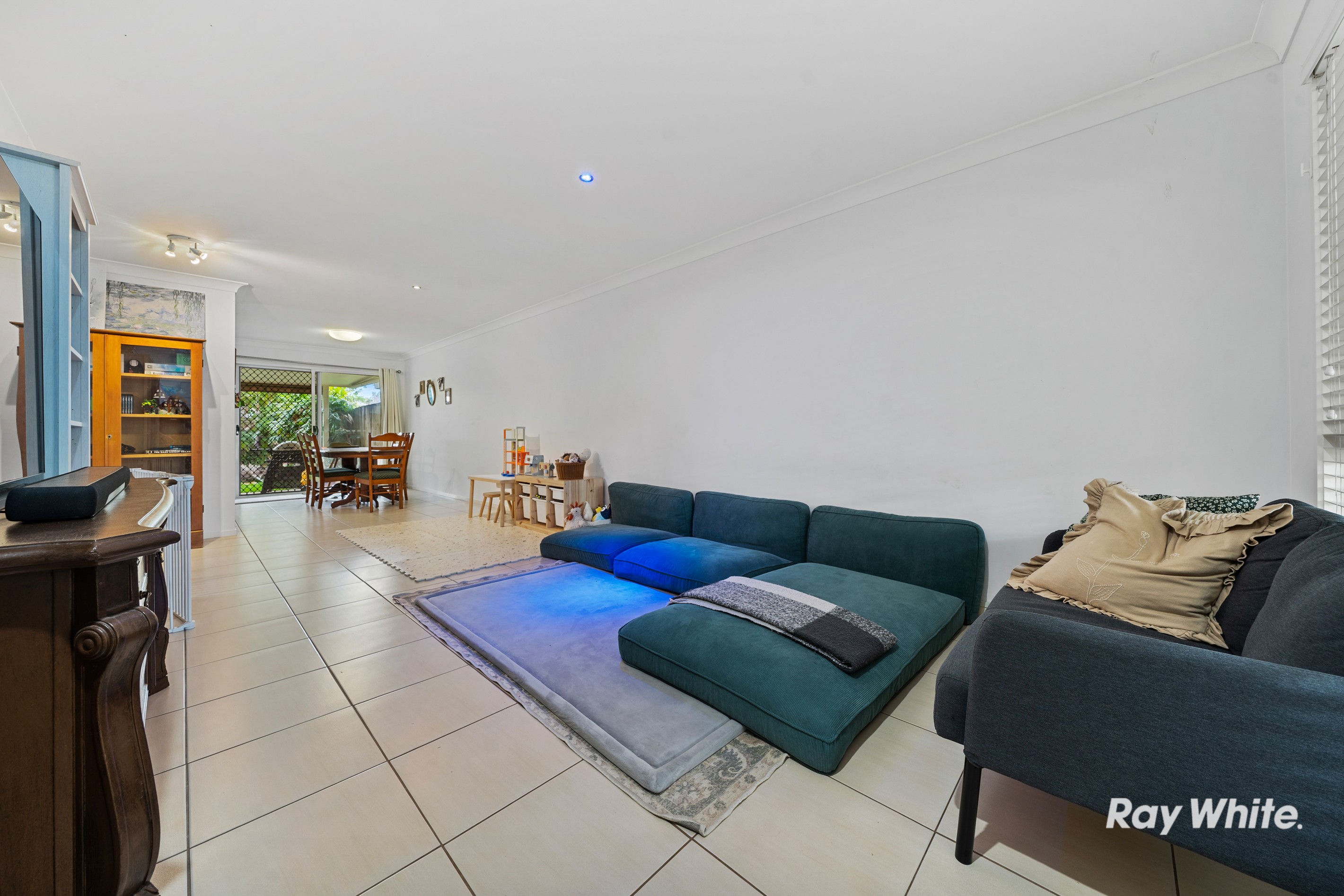 14A Whitfield Avenue, Springwood, QLD 4127