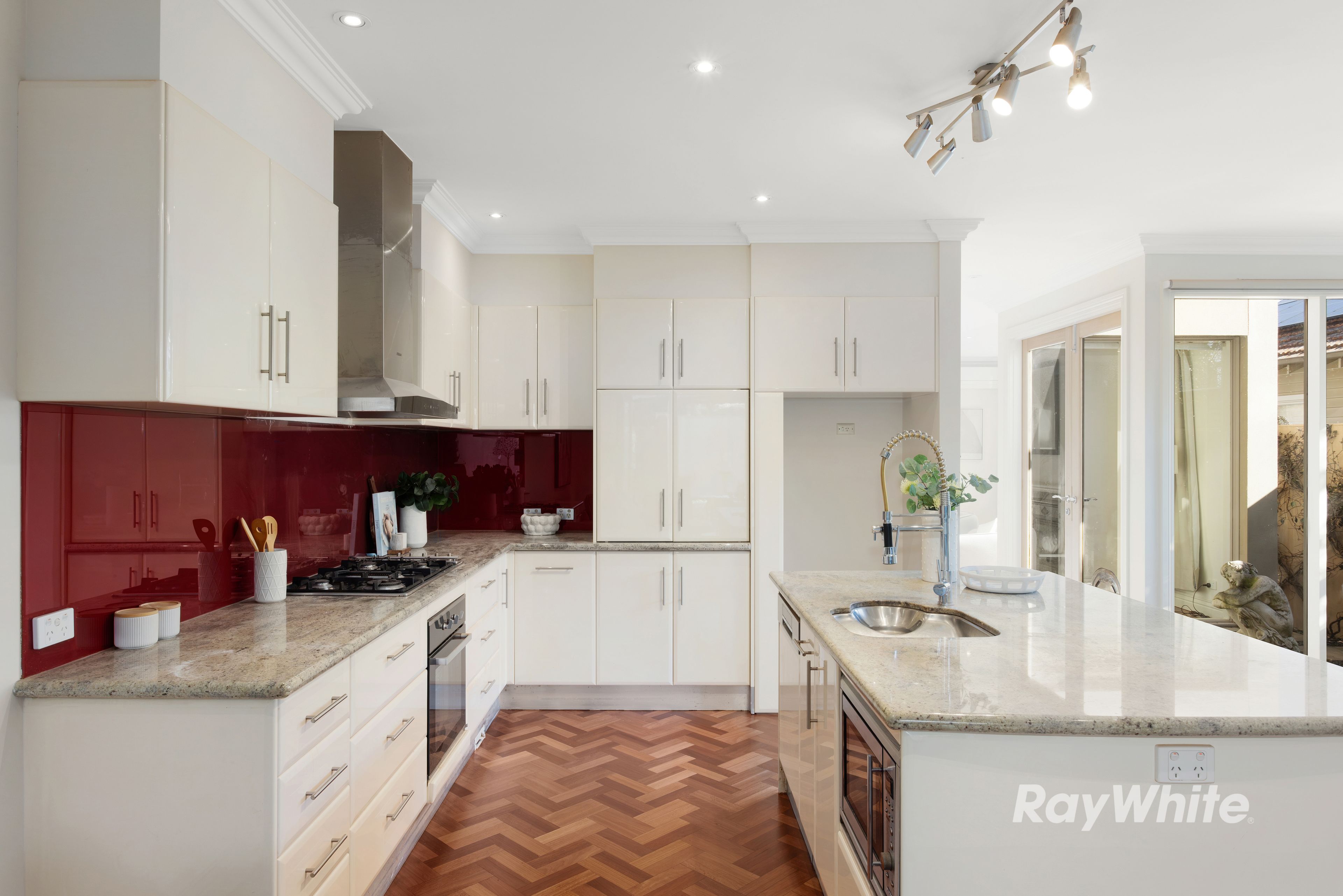 11 Ellindale Avenue — photo 6 of 13
