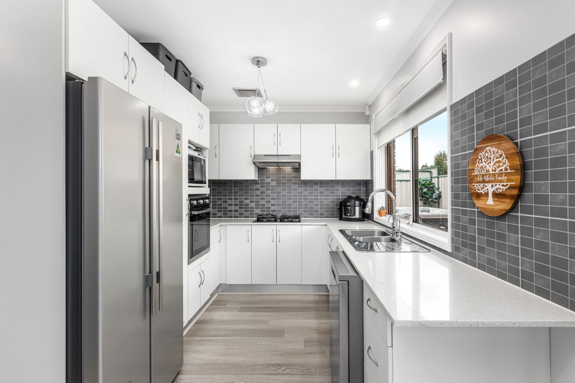 2A Chopin Crescent, Claremont Meadows, NSW 2747