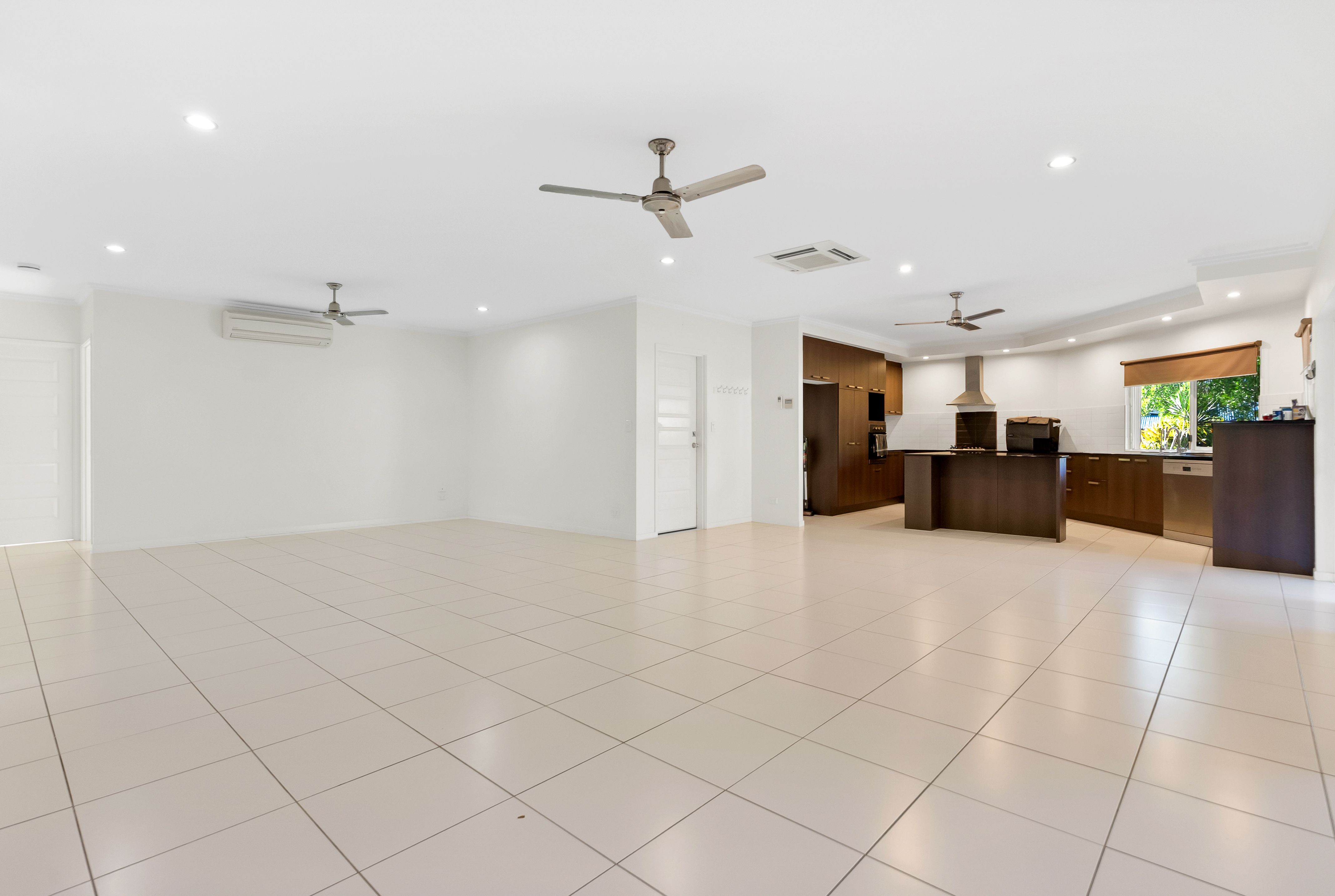 17 Roderick Street — photo 17 of 29